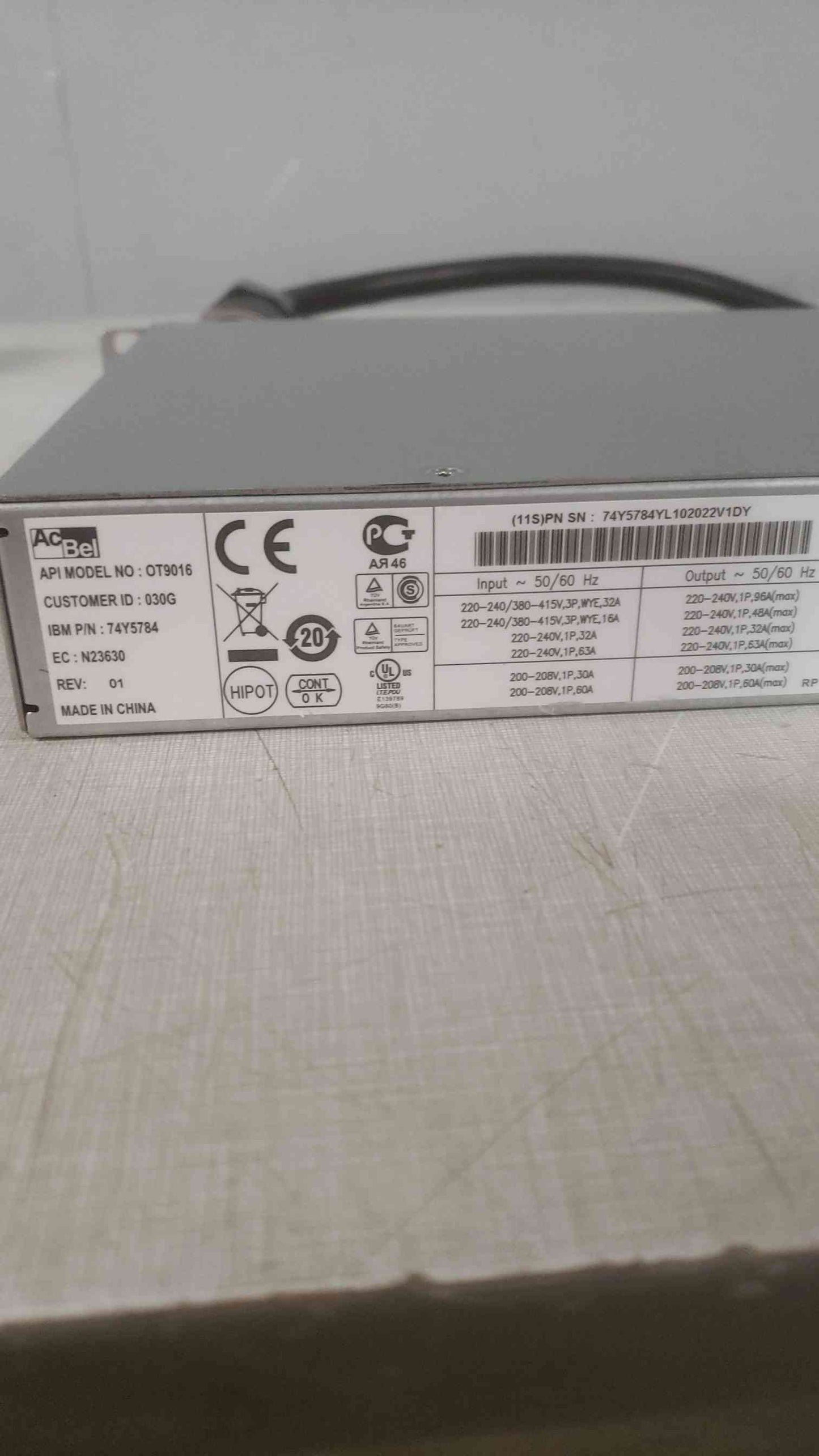 AcBel 220-240/380-415V 32A 3PH PDU(SKU: 110755)