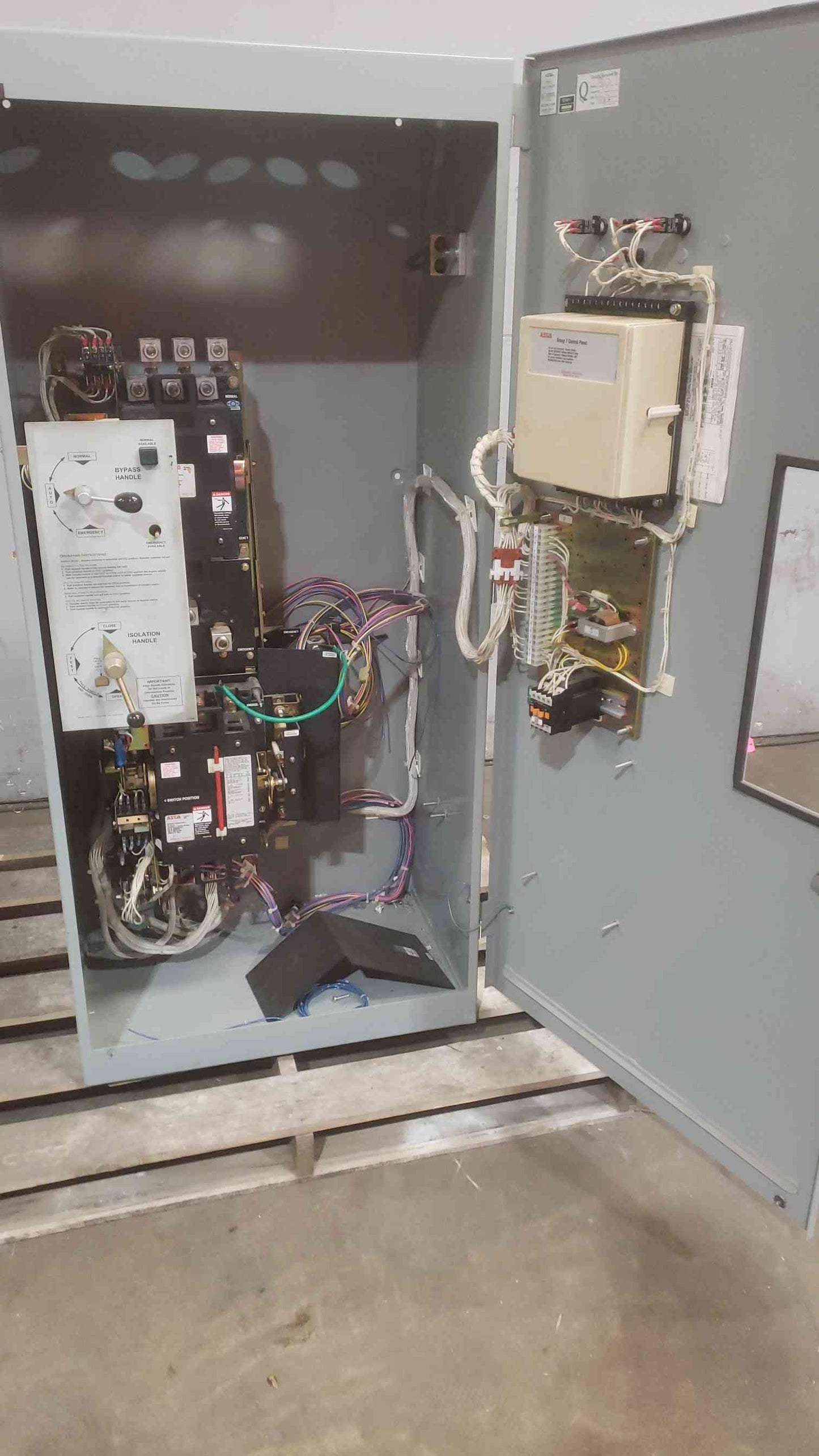 ASCO ATS 962 260A 480V 480/277V 60Hz Automatic Transfer Switch(SKU: 111032)