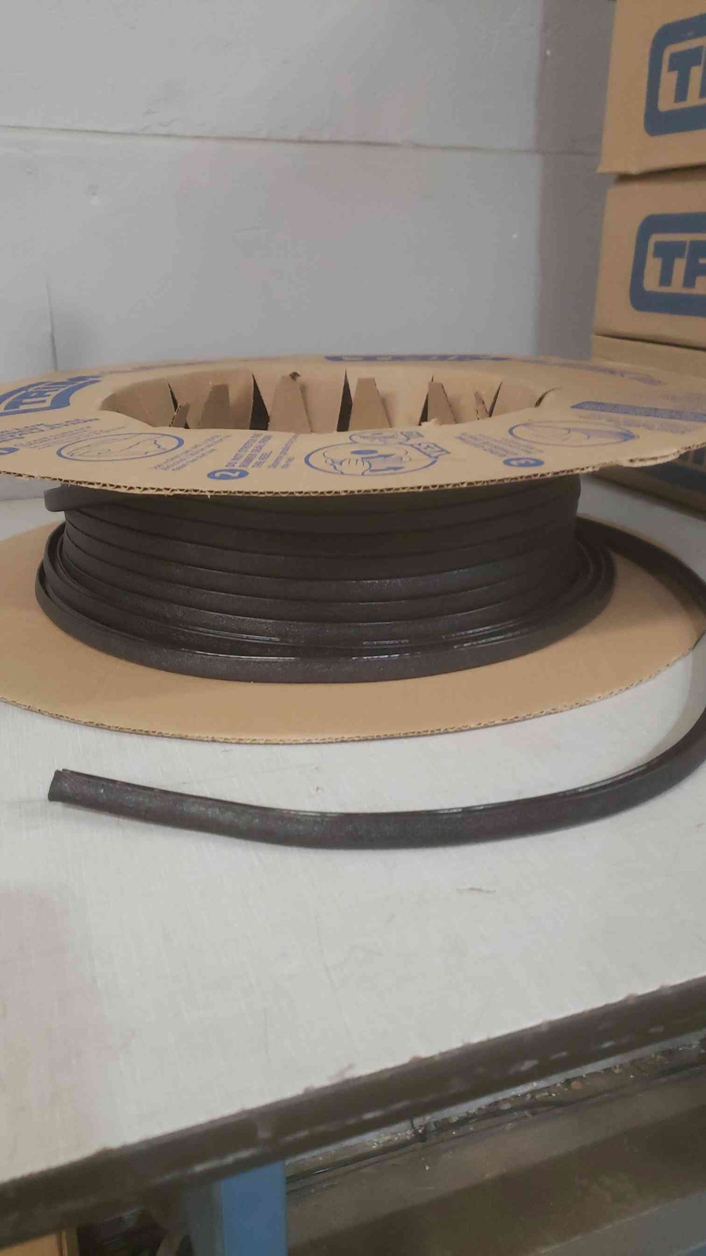 NEW in Box TRIM-LOK 100ft 1640SB3-708(SKU: 111150)