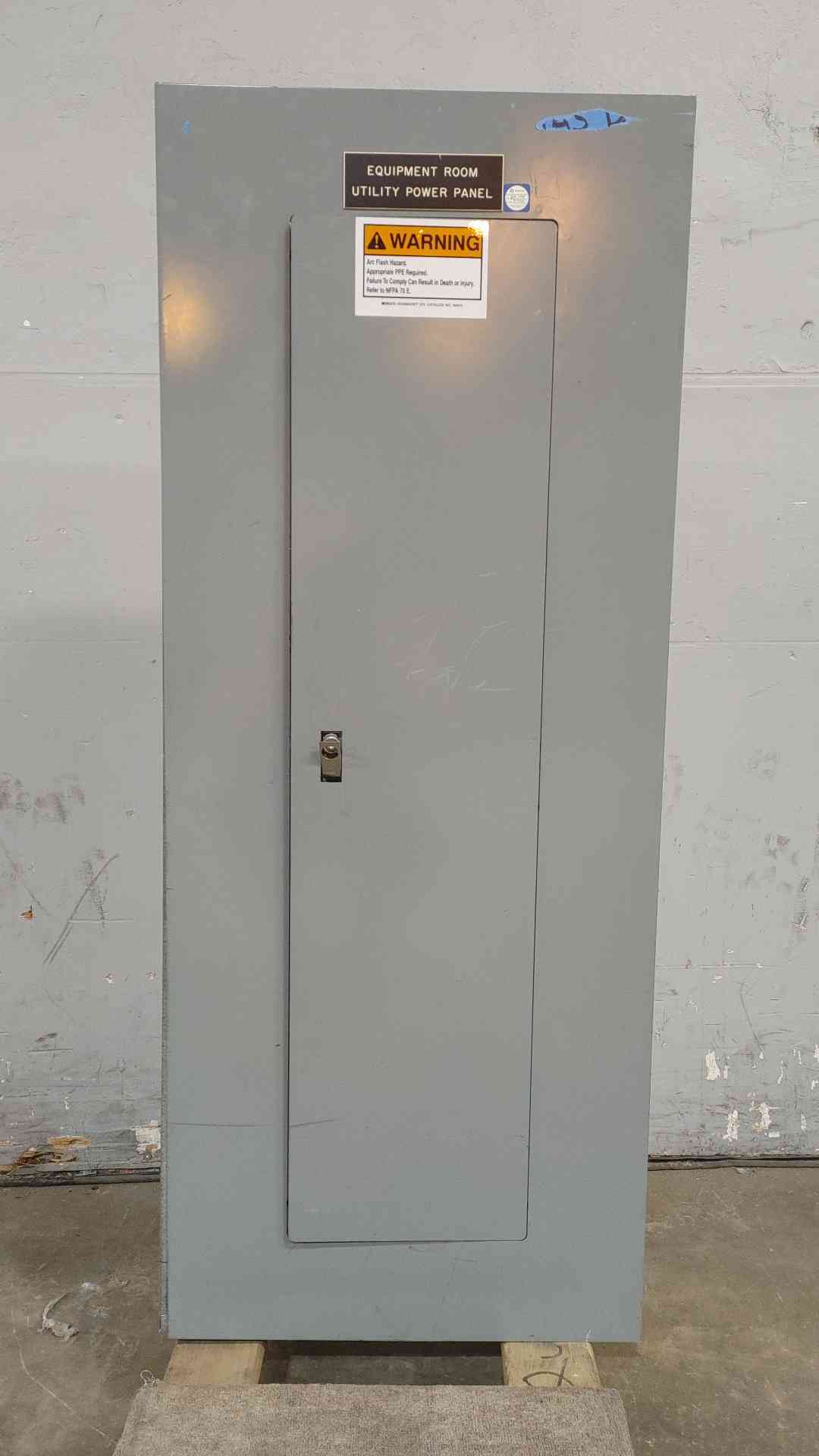 Square D NQO 200A Complete Panelboard 208Y/120V 3PH w/ 200A Main Box & Trim