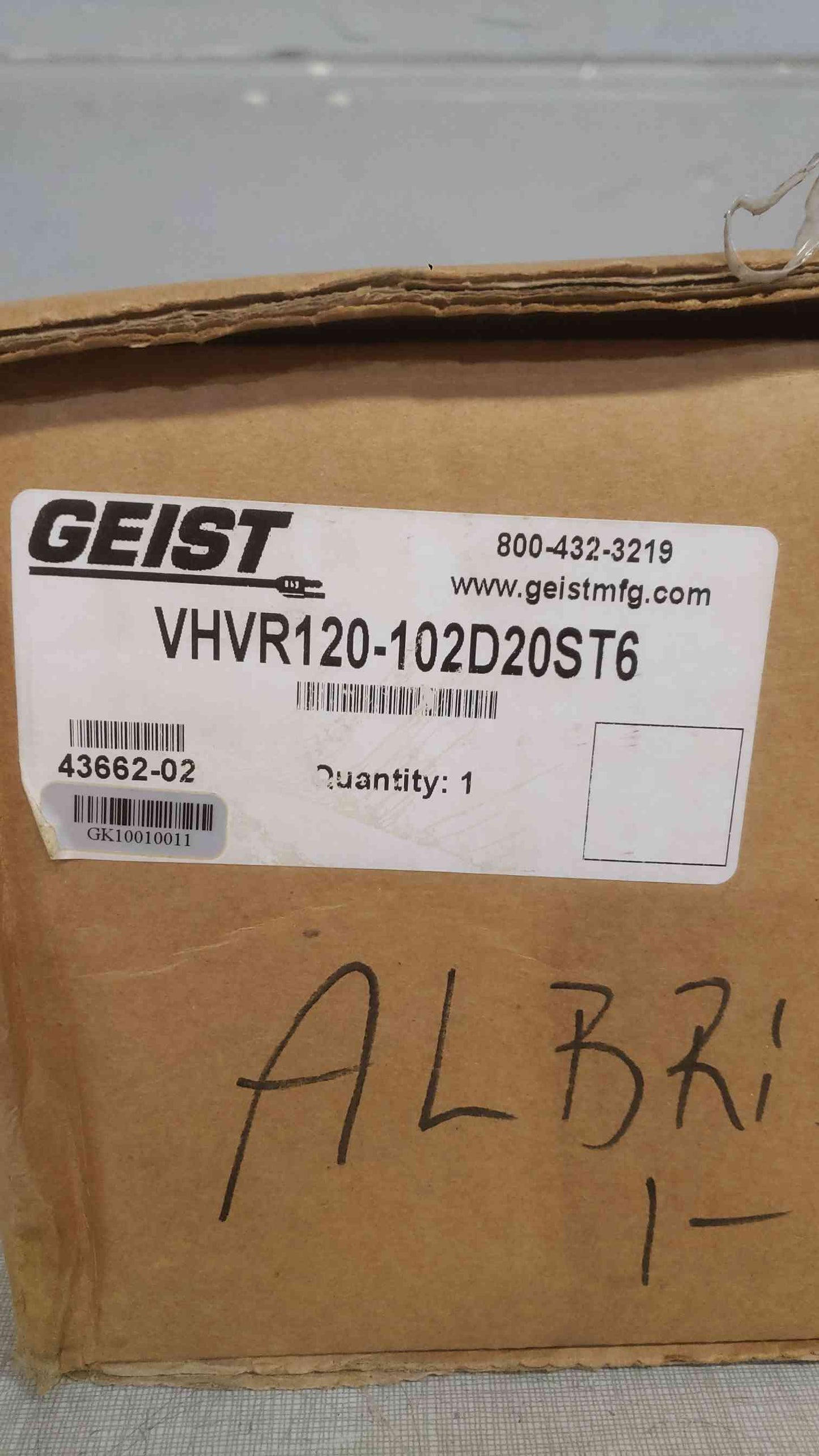 NEW GEIST PDU Strip VHVR120-102D20ST6 (SKU: 111655)