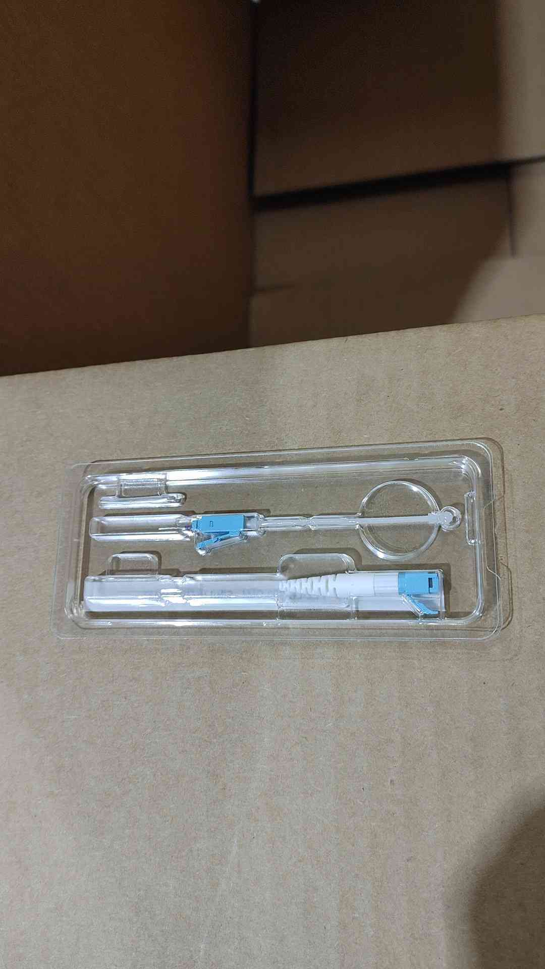 New Corning FuseLite 2 LC 900-OM4 splice-on fiber optic connector(box of 25)(SKU: 111677)
