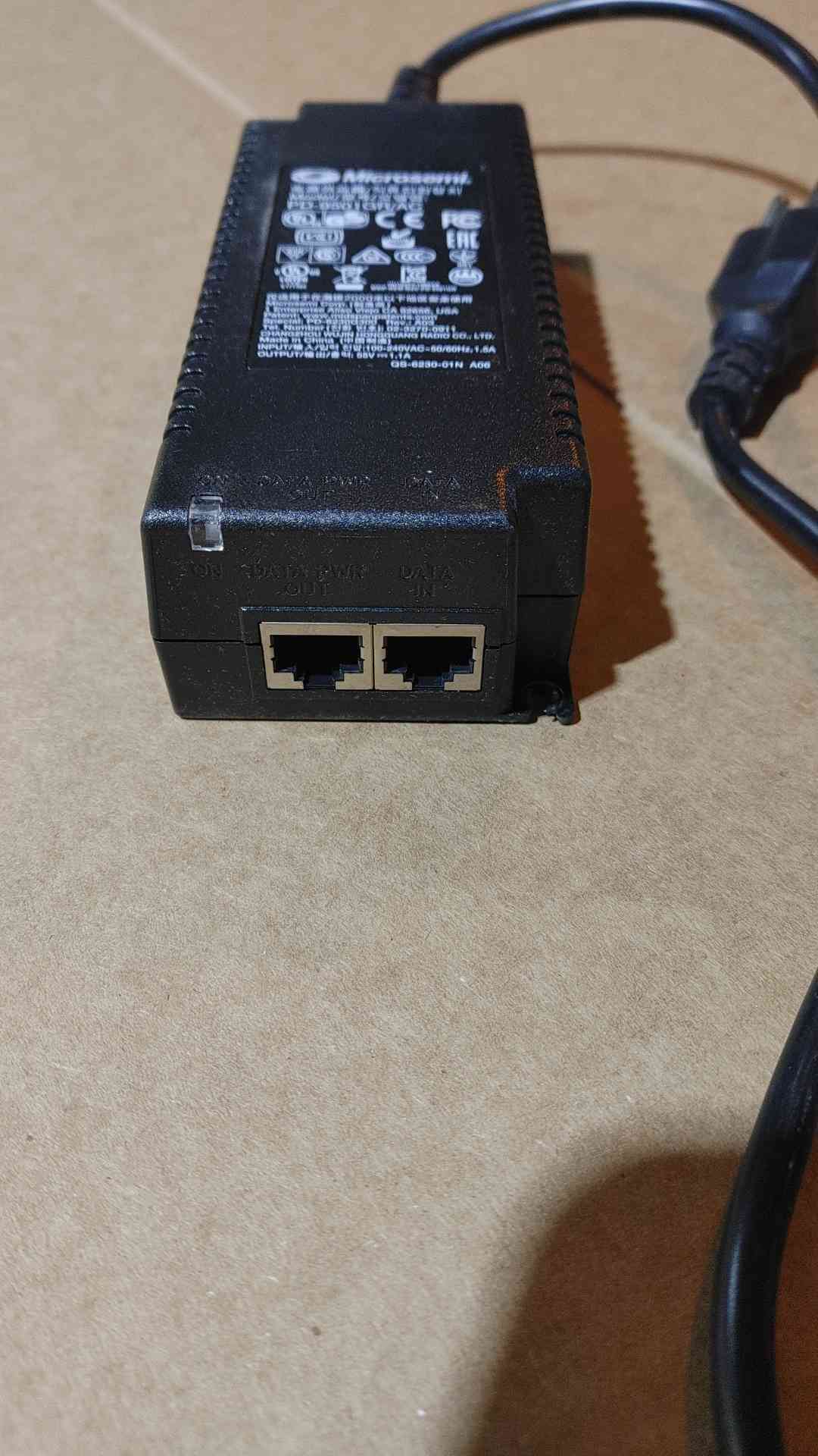 Microsemi PD-9501GR/AC single-port (PoE) midspan injector(SKU:111832)