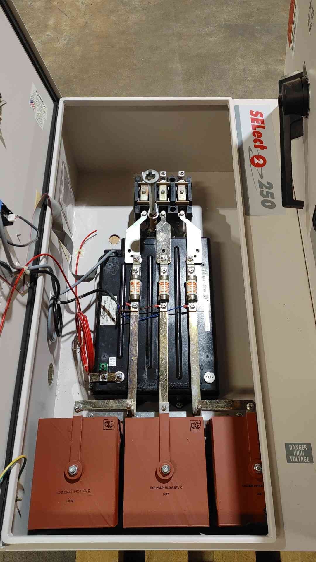 Current Technology-Secondary Surge Arrester SL2-250-480-3DG-D-L2 480V 3PH (SKU: 111958)