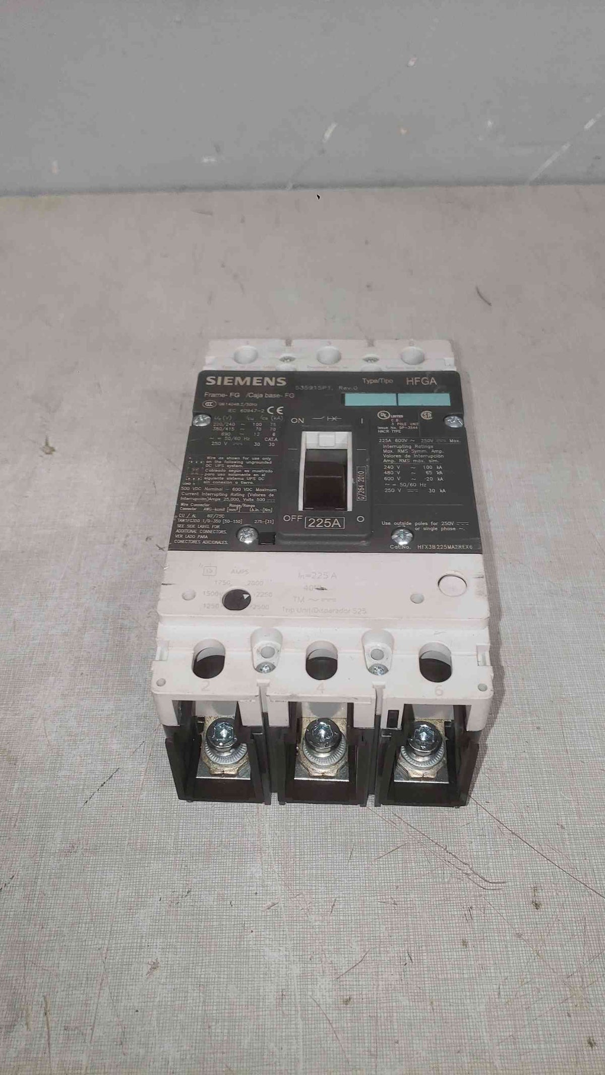 Siemens FG 225A 240VAC 3 Pole Breaker HFX3B225MA2REX6 HFGA (SKU: 112241)