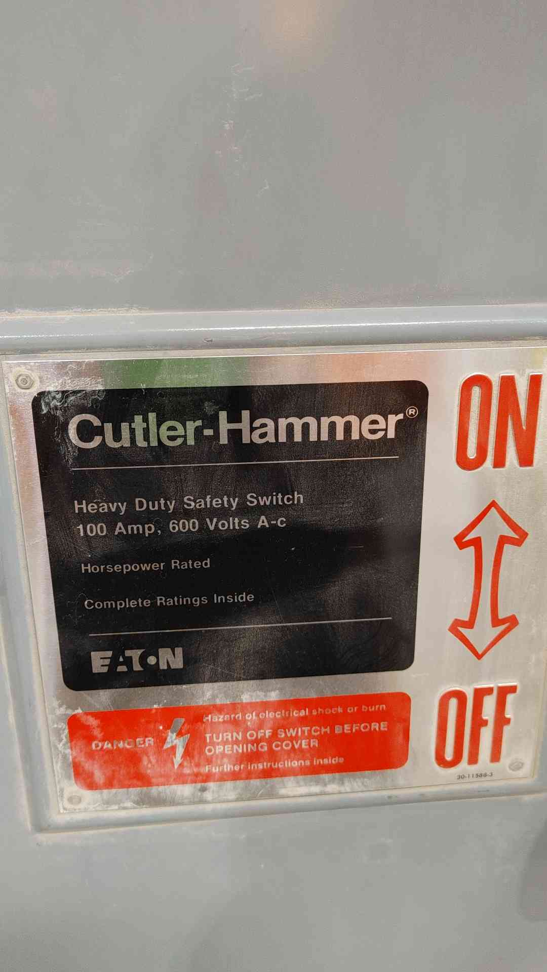 Cutler-Hammer 100A 600V Heavy Duty Safety Switch DH363UGK(SKU: 112287)