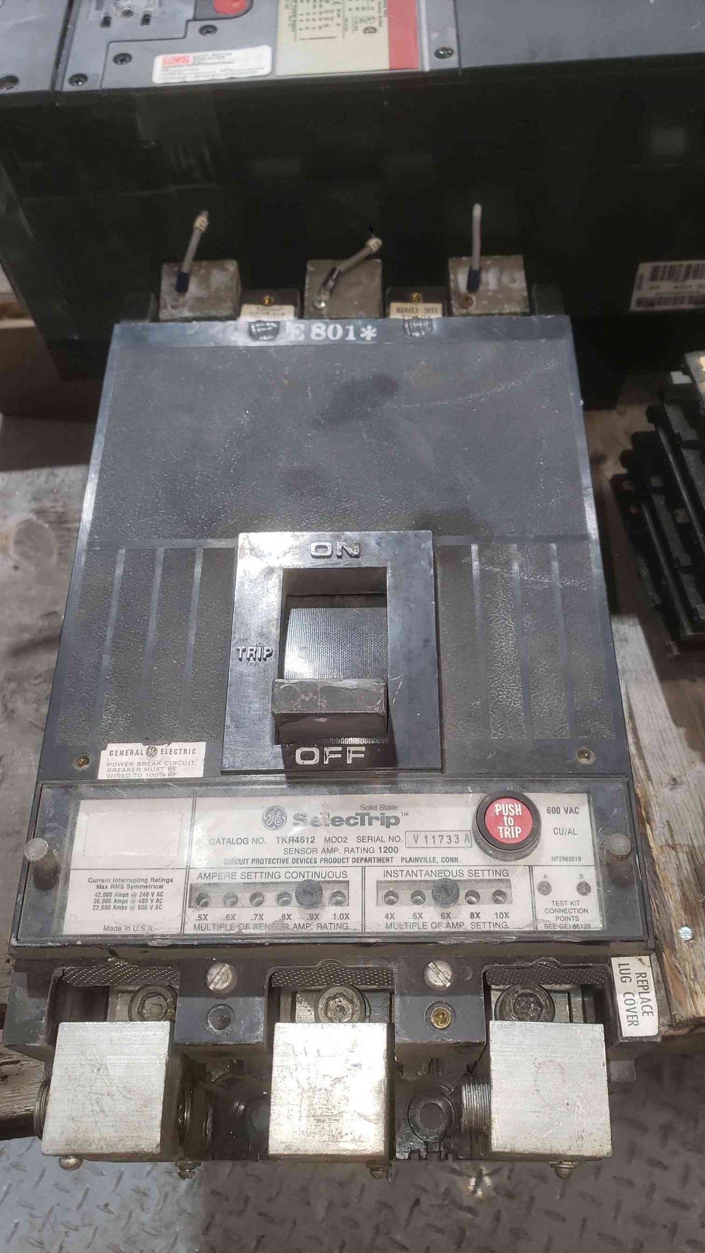 GE 1200A 600VAC 3 Pole Breaker TKR4612 (SKU: 112294)