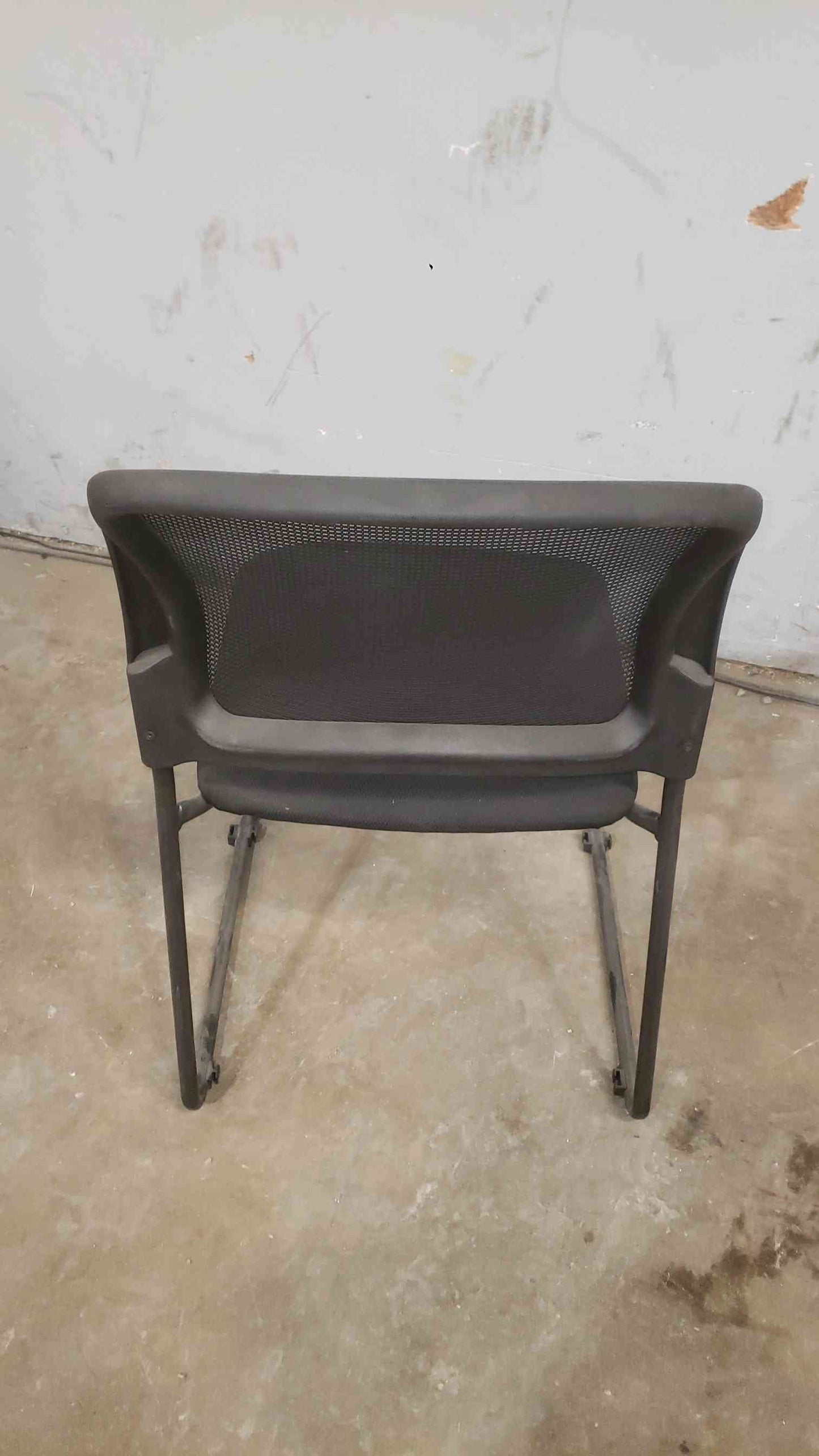 Black Cloth Non Rolling Office Chair (SKU: 112298)