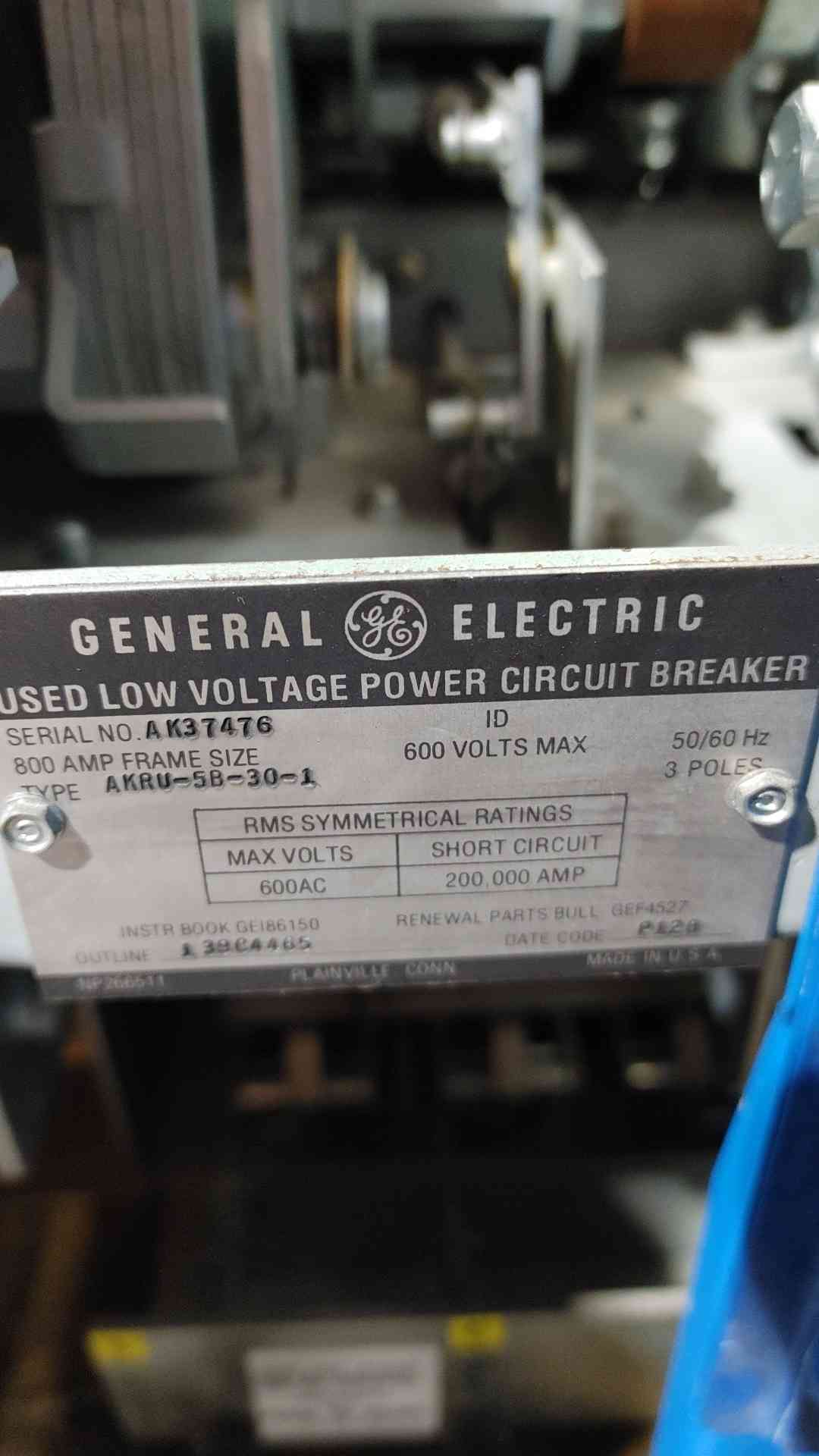 GE 800A Frame 600V 3Poles Fused Low Voltage Power Circuit Breaker AKRU-5B-30-1(SKU: 112395)