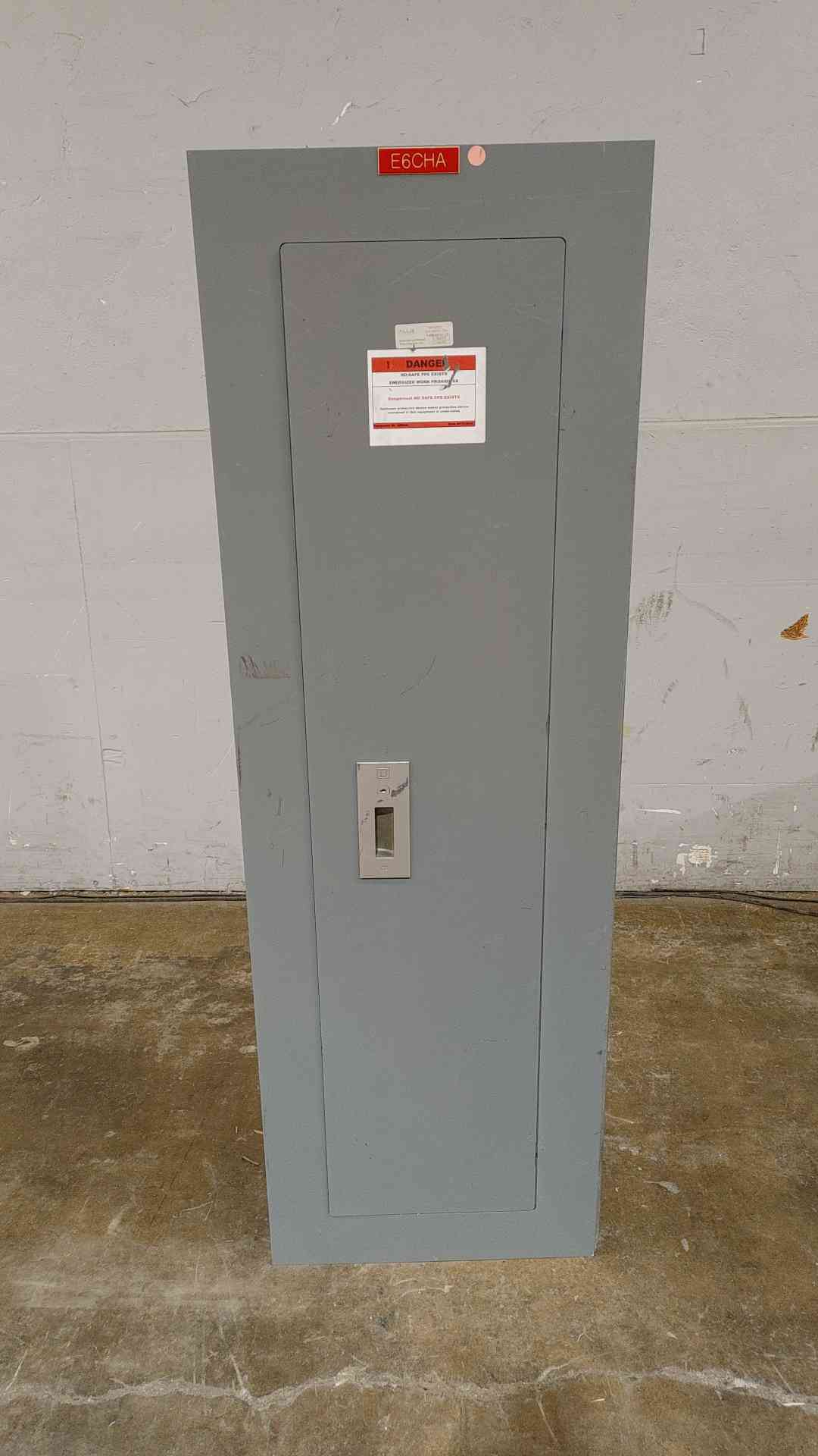 Square D 225A MAX. 480/277V 3PH 4W Panelboard NEHB-424-2SF3125 Dual Mains (SKU: 112490)