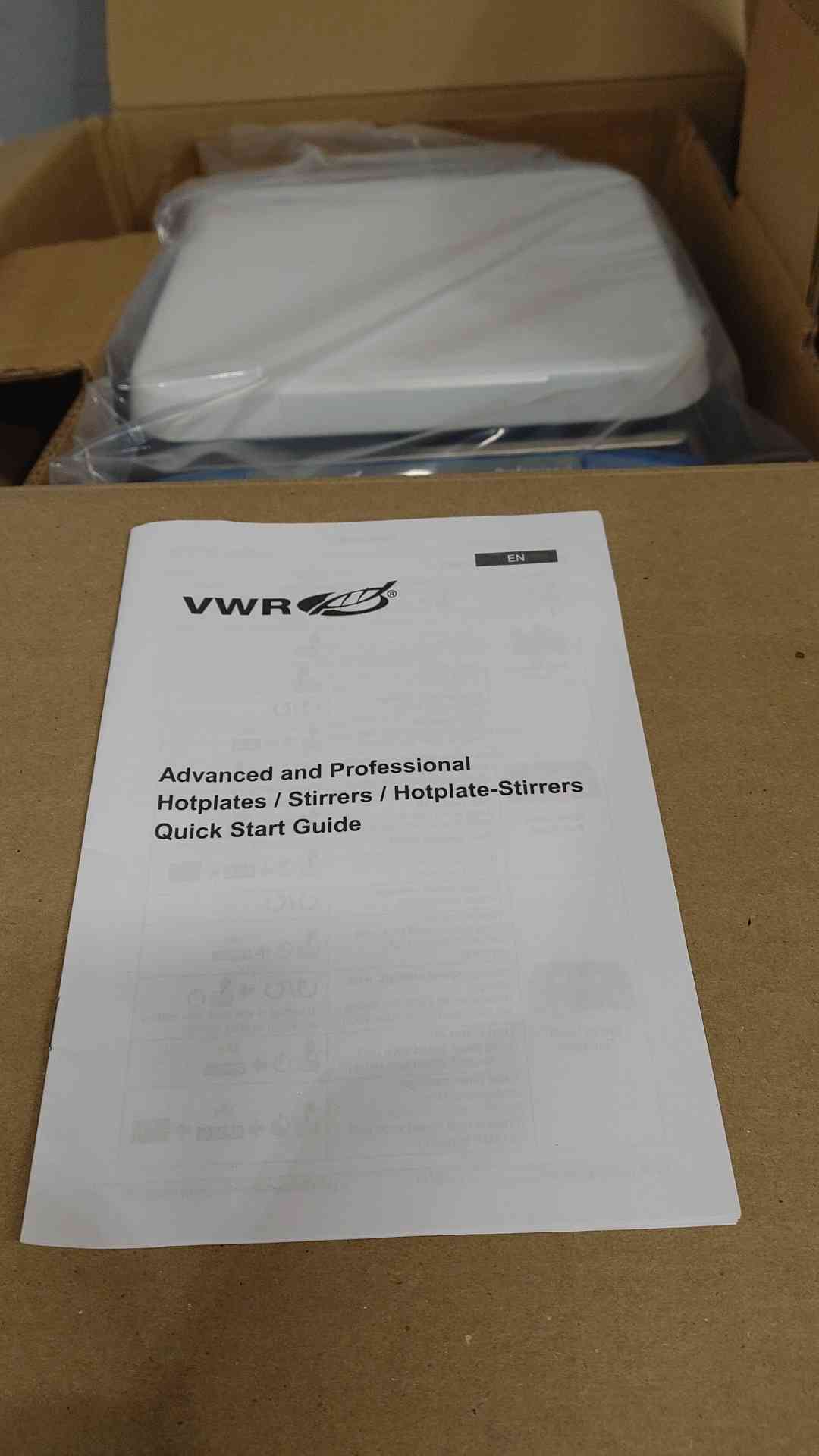 VWR 10"Ã—10" 120V Professional Magnetic Hotplate Stirrer 76447-026(SKU: 112619)