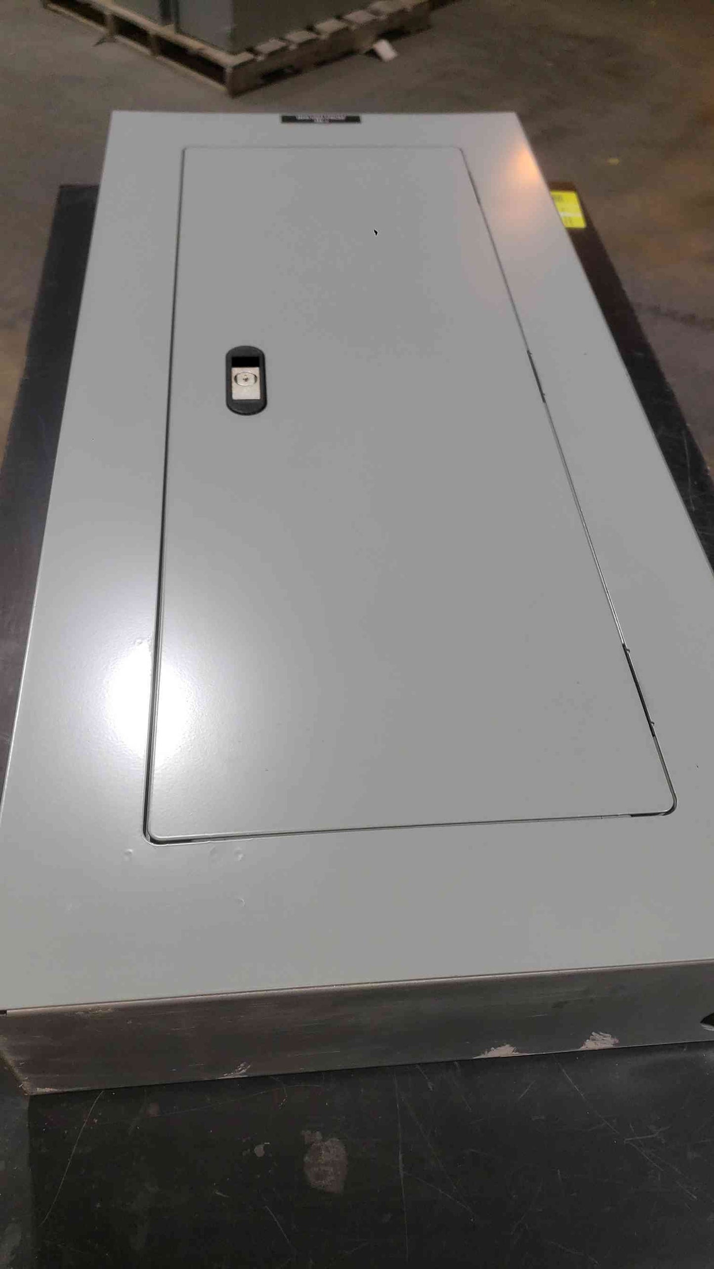Siemens P1C42FX250CTST Complete Panelboard 250A 42-Cir w/ 250A Main Box & Trim (SKU: 112653)
