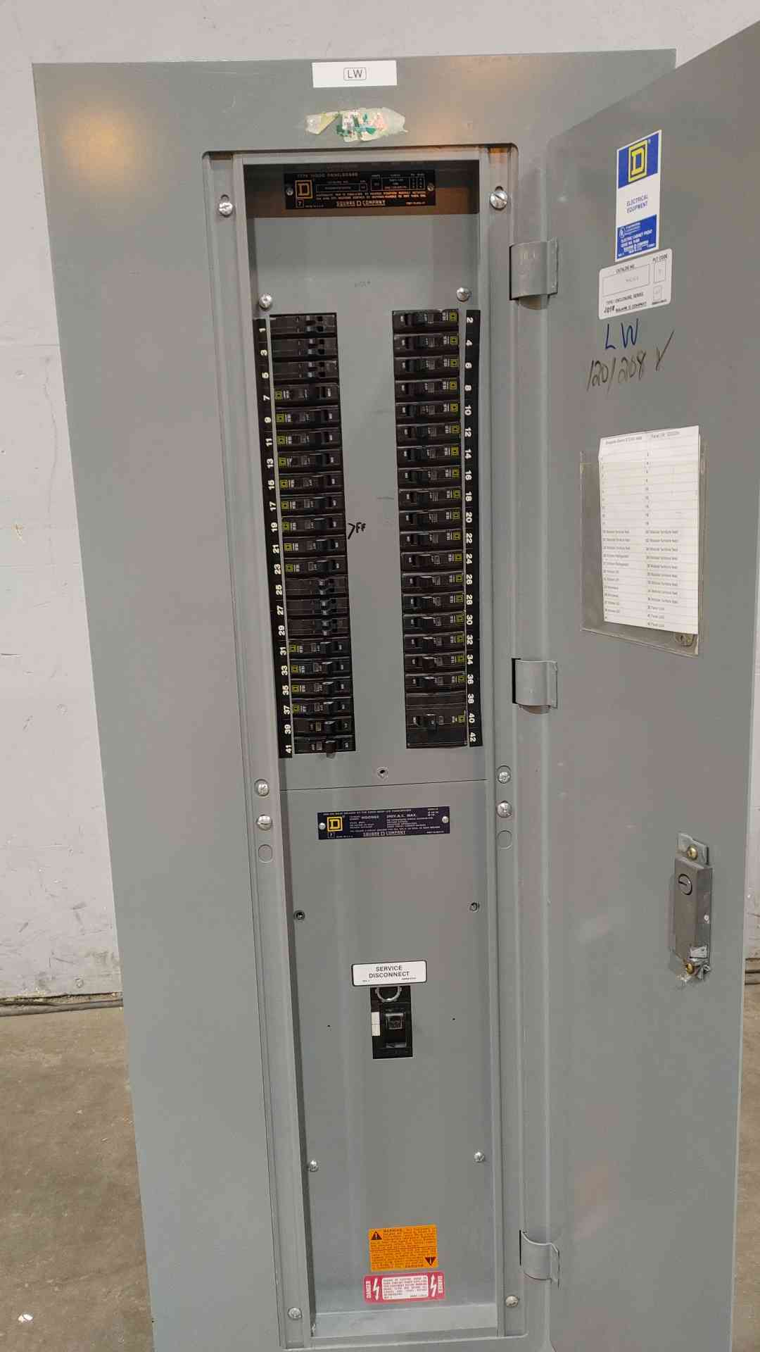 Square D 225A NQ 240V 1PH - 3PH 3W-4W Panelboard w/ Main NQODQ2(SKU: 112654)