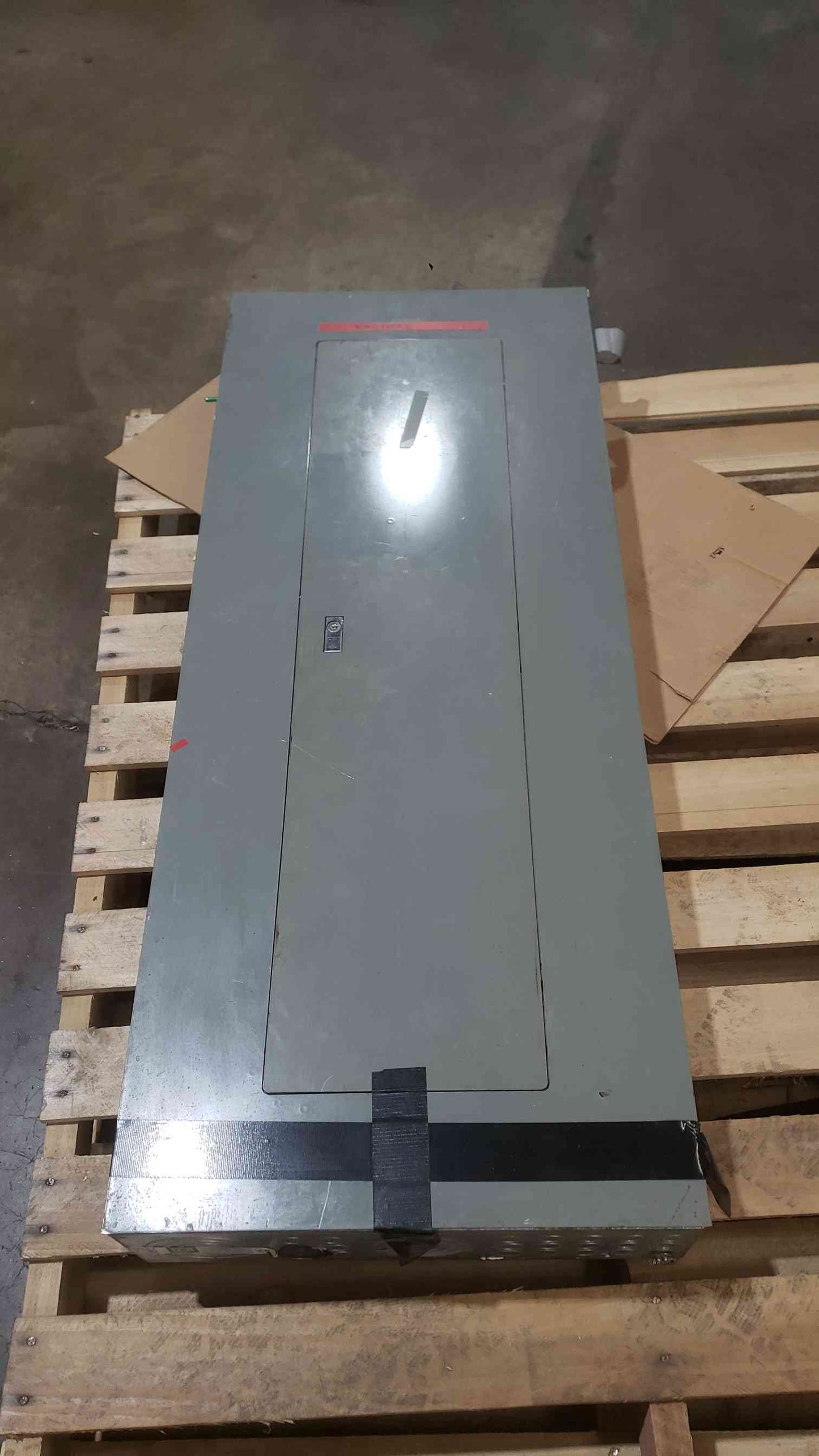 Square D NQ 225A 240VAC 3PH 4W Panelboard w/ Main NQODQ2 (SKU: 112658)