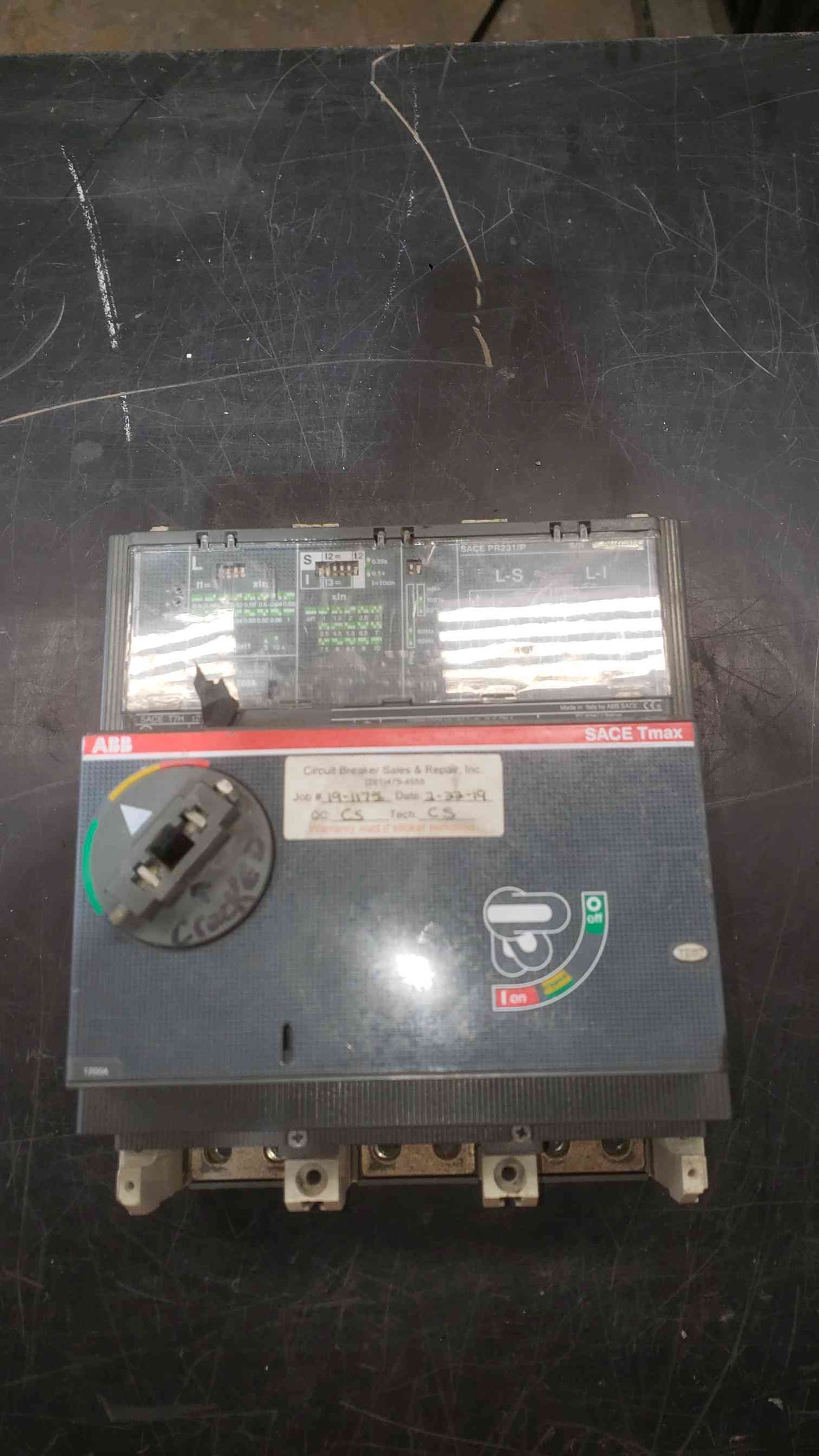 ABB 1200A 600V~ 3 Pole Circuit Breaker SACE T7H 1200 (SKU: 112683)