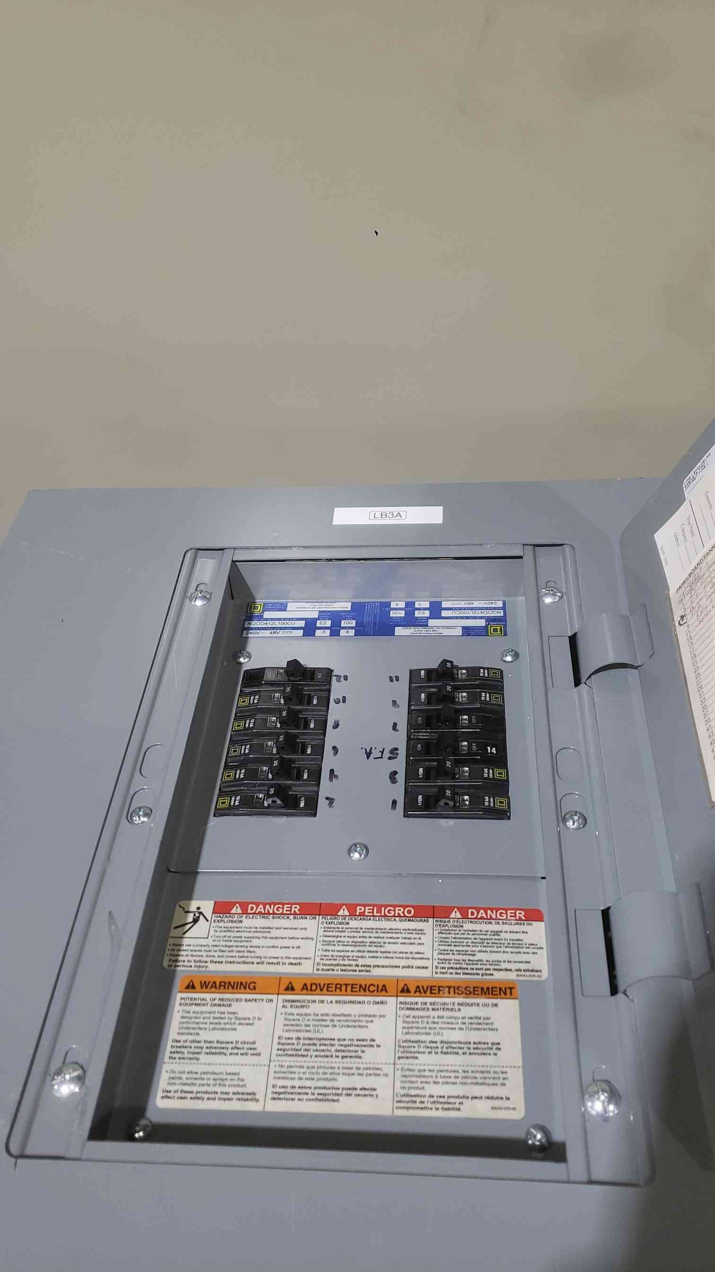 Square D 100A 240V~ 3PH 4W Panelboard NQOD412L100CU (SKU: 112698)