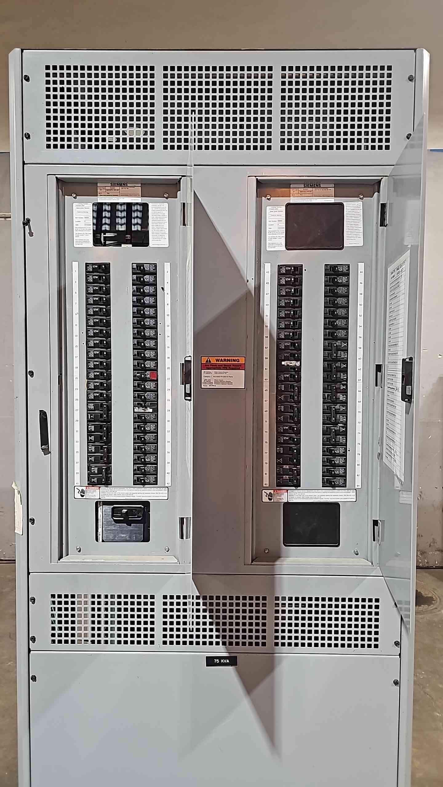 75KVA 480v x 208/120v Hammond Transformer w/ Integrated Siemens Panelboards 120/208v & 480v (112756)