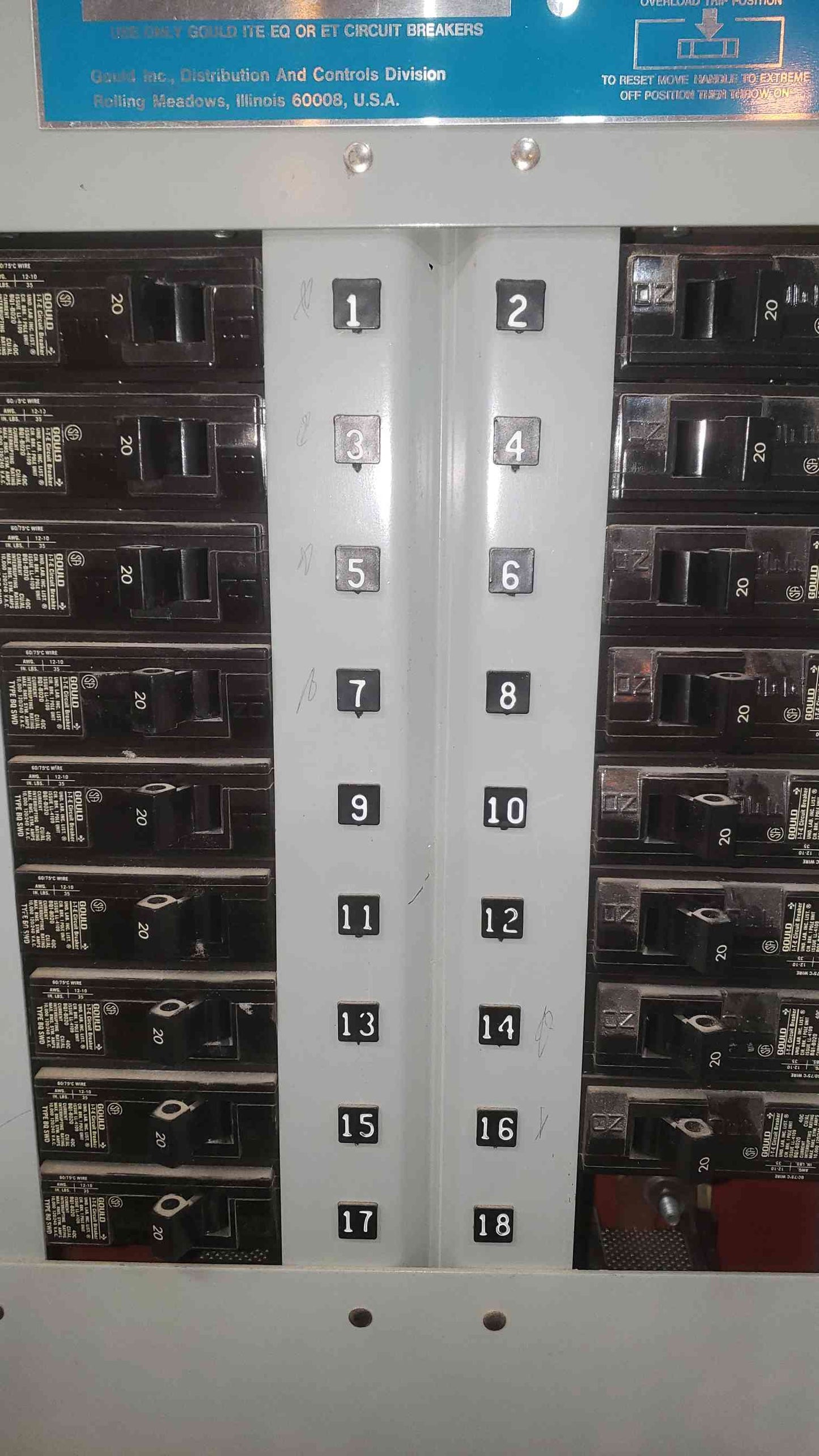 Gould I-T-E 100A Panelboard 208Y/120V 3PH 4W with ASCO 920 100 Amp Remote Control Switch & BQ Breakers (SKU: 112767)