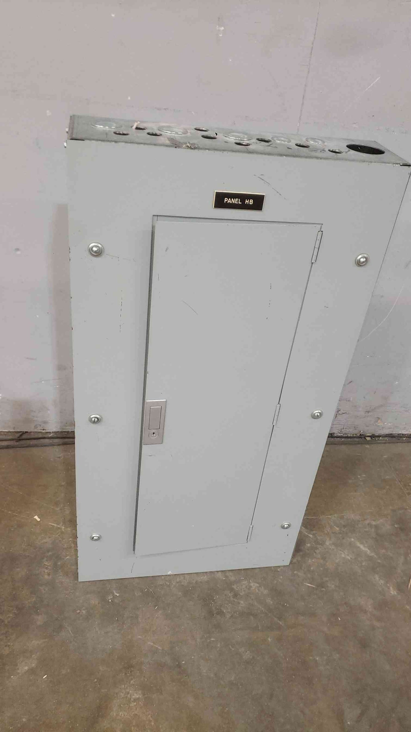 I-T-E Siemens CDP Panelboard 225A 480Y/277V 3PH 4W Series 7-A w/ Breakers 225 Amp (SKU: 112768)
