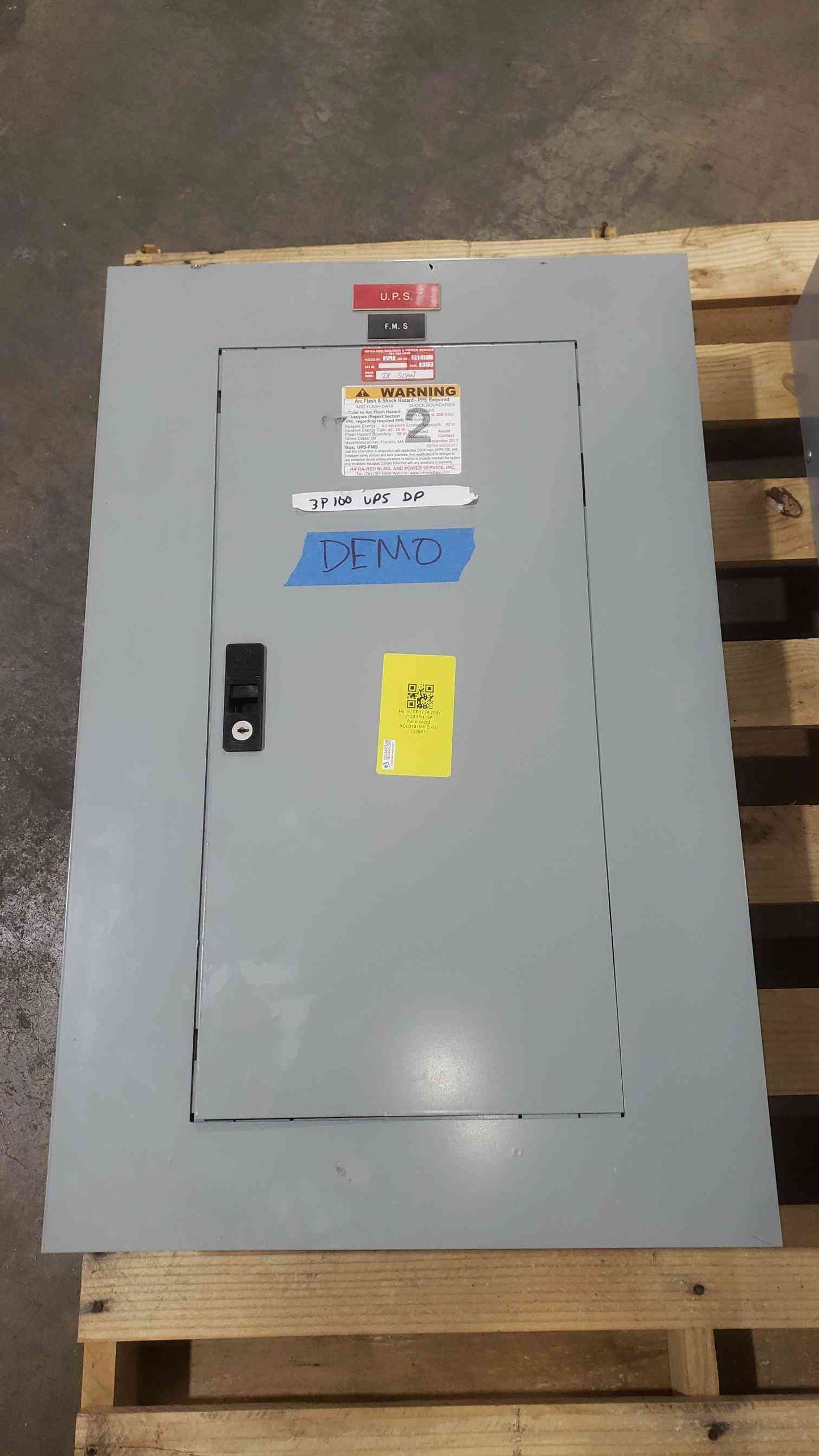 GE A-Series Panelboard AQU3181MB 125A 208Y/120V 3-Phase 4-Wire 18-Circuit Main Breaker Included (SKU: 112801)