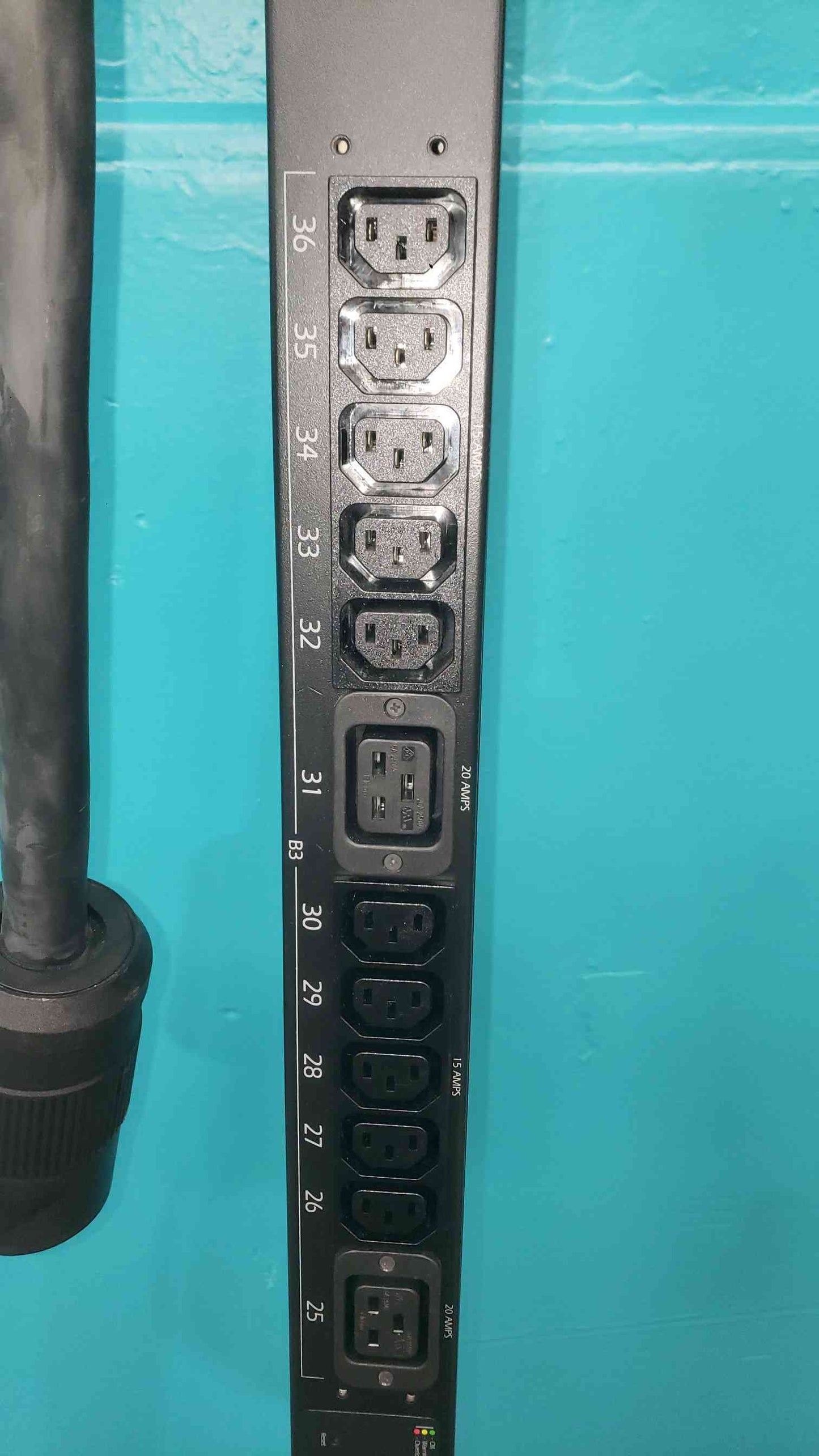 APC AP7868 Metered Rack PDU 3-Phase 208V 8.6kW 35A 42-Outlet Zero-U Vertical (SKU: 112959)
