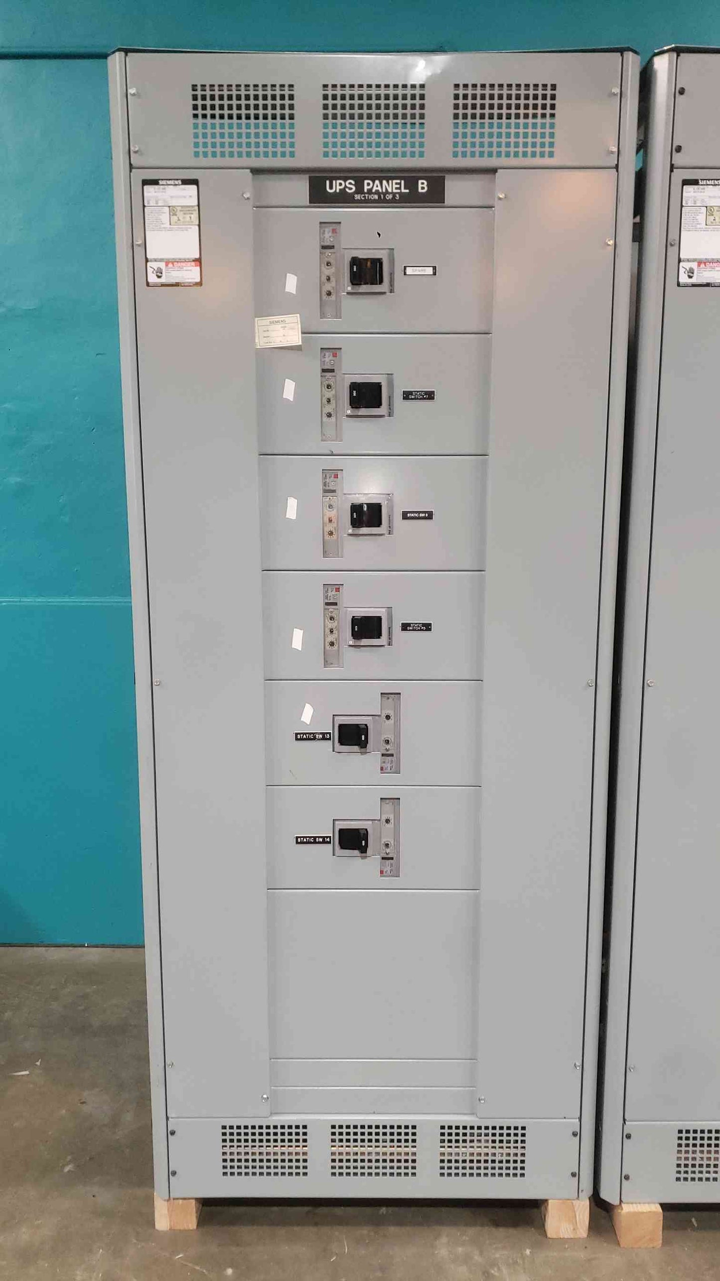 Siemens 1600A Switchboard Lineup | 480Y/277V 3P 4W | 65kA | SBA 1600 Main + (13) Feeder Breakers (SKU: 113172)