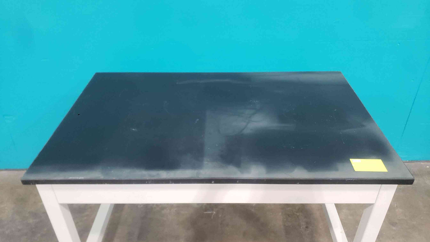 4' Sitting Height Black Epoxy Lab Table (SKU: 113569)
