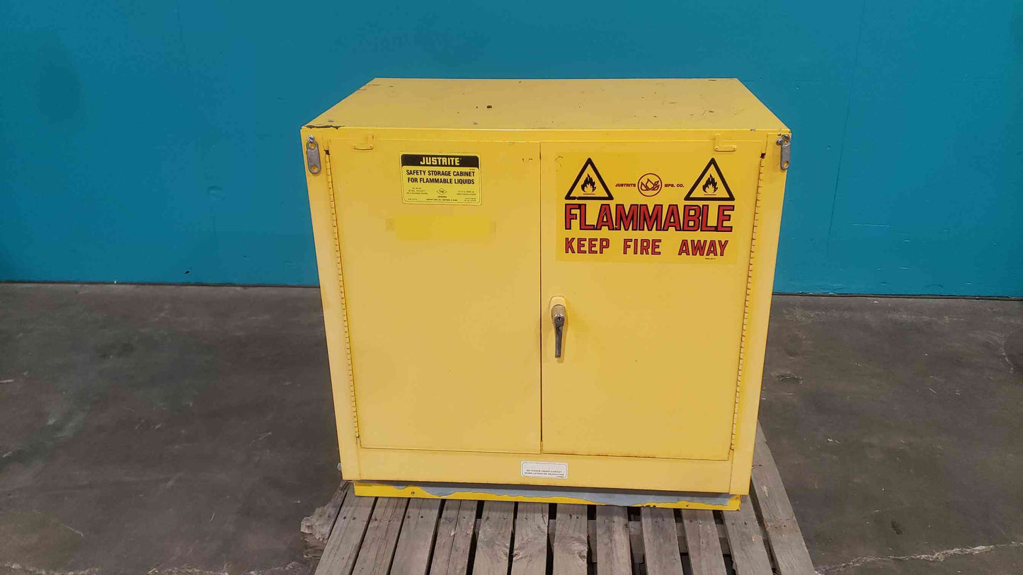 Justrite 35" 22 Gal. Flammable Liquid Storage Cabinet 25732 (SKU: S6LLST10107)