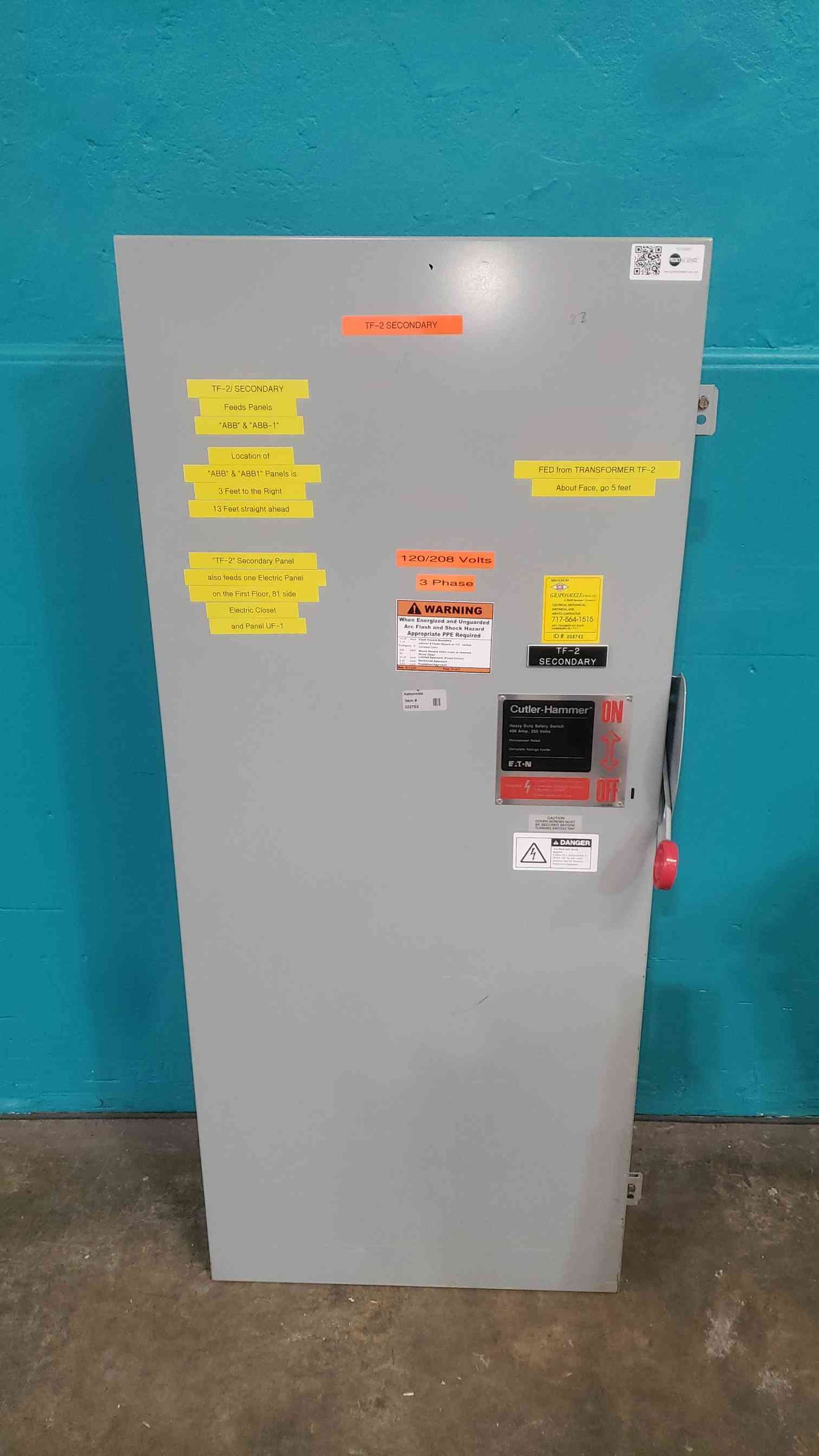 Cutler-Hammer DH325NGK Heavy Duty Fused Safety Disconnect Switch 400A 240V 3P