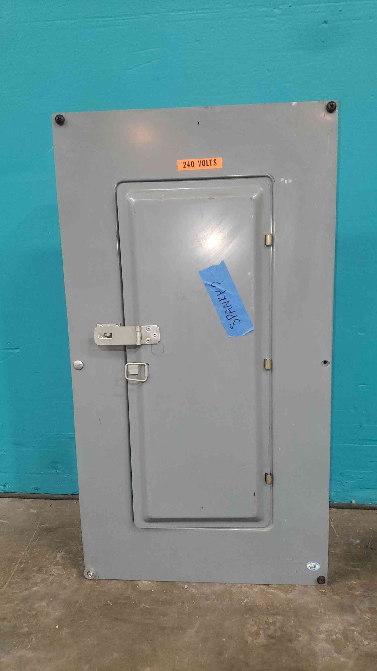 Square D QOC430L 100A 240V QO 30 Space Load Center Panel Interior Cover With 20A Breakers