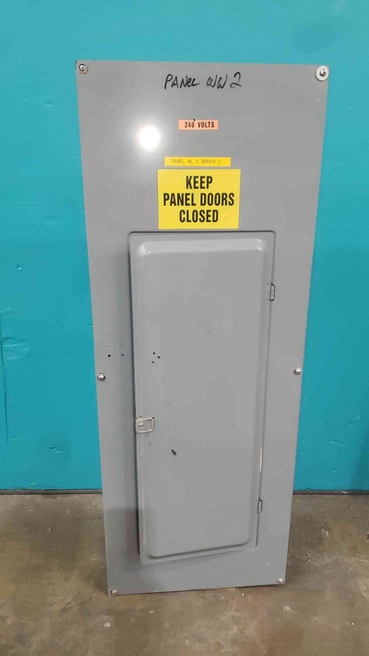 Square D QO 3 Phase Panelboard 200A Main Breaker 80A 60A 50A 40A 30A Multi-Pole QO