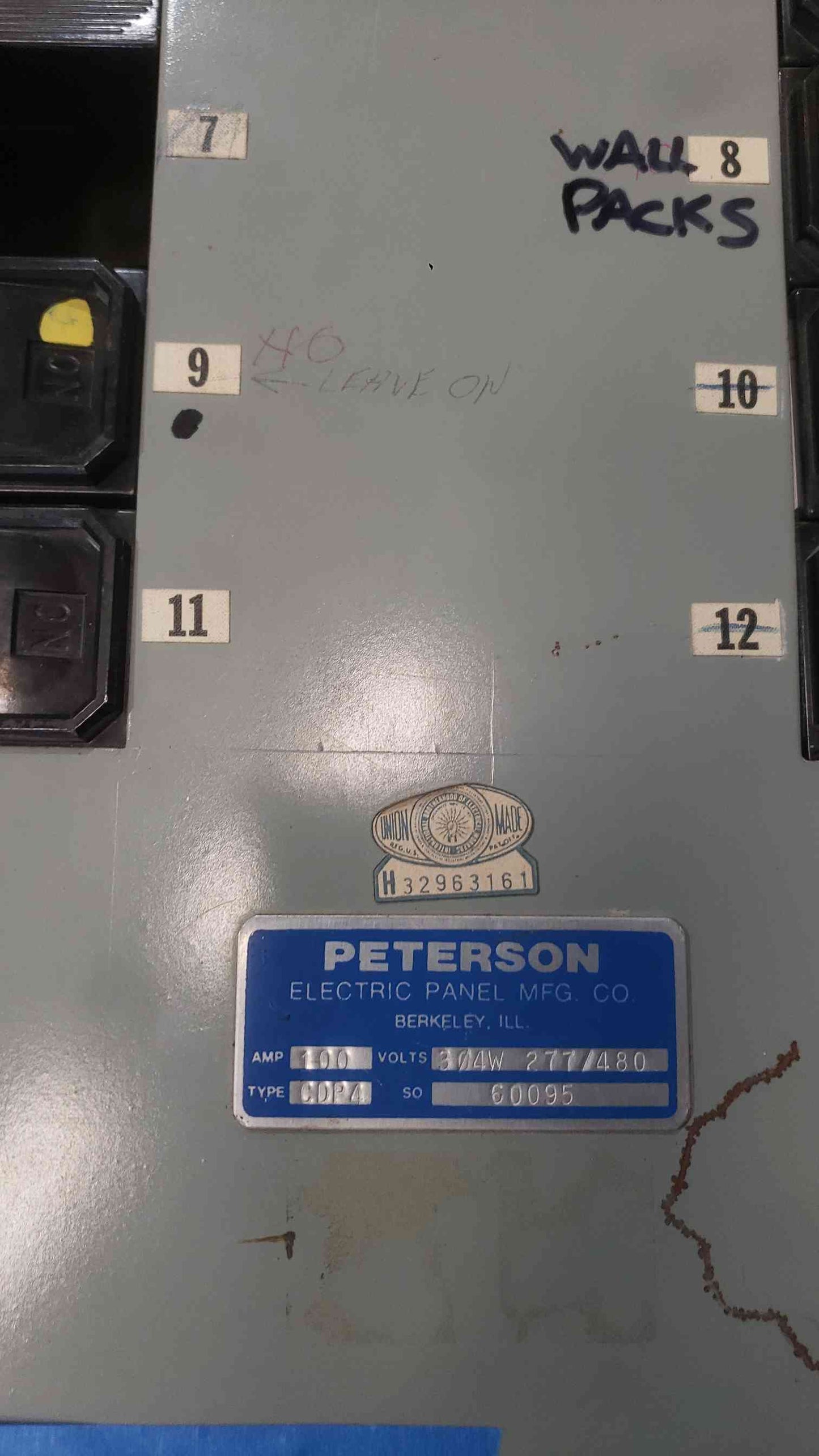 Peterson 100A 277/480V 3 Phase Panelboard Siemens 100A 1-Pole 15A 3-Pole Breakers