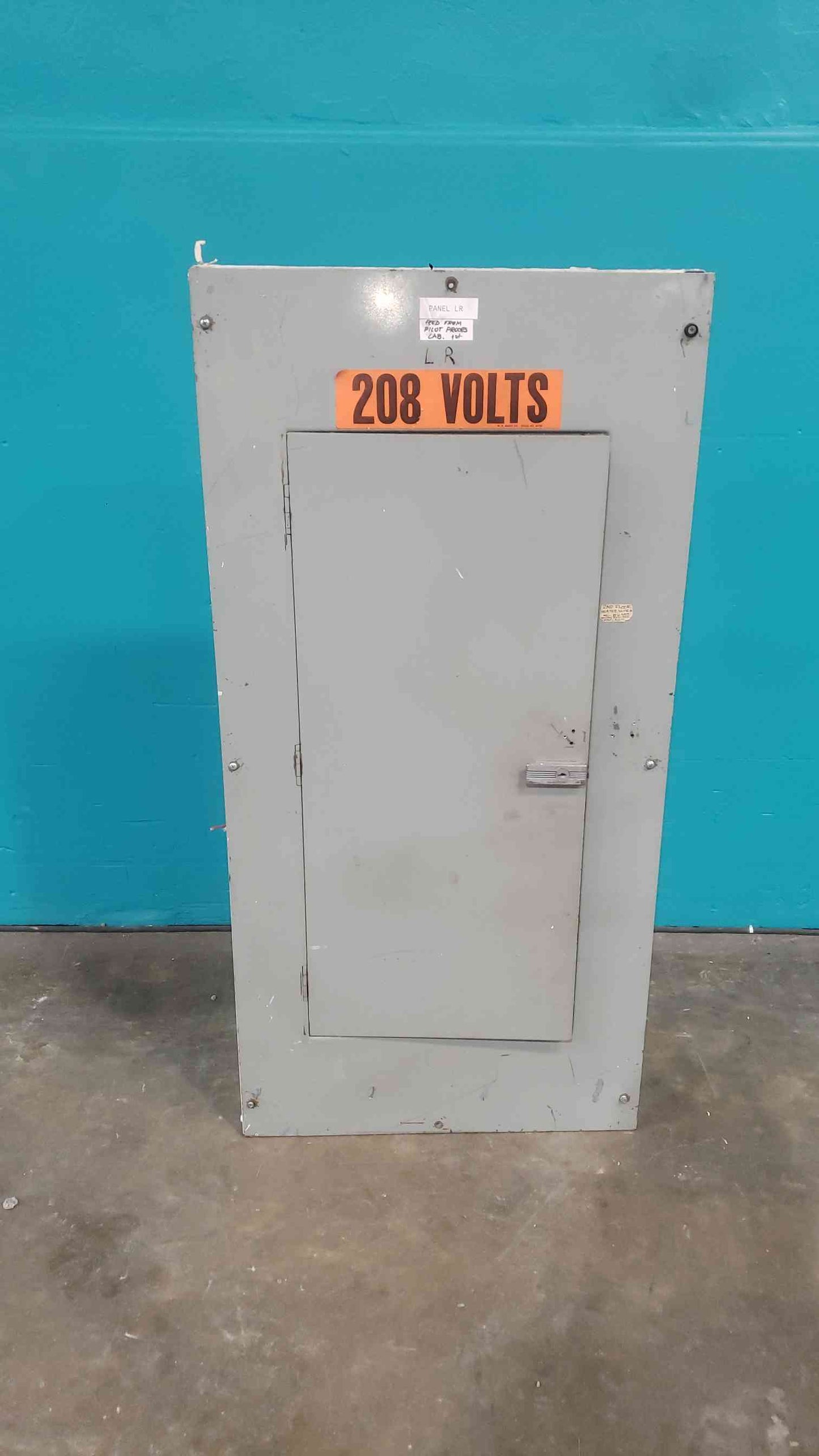 Peterson 225A 120/208V 3 Phase Panelboard Mixed Siemens Single Multi Pole Breaker