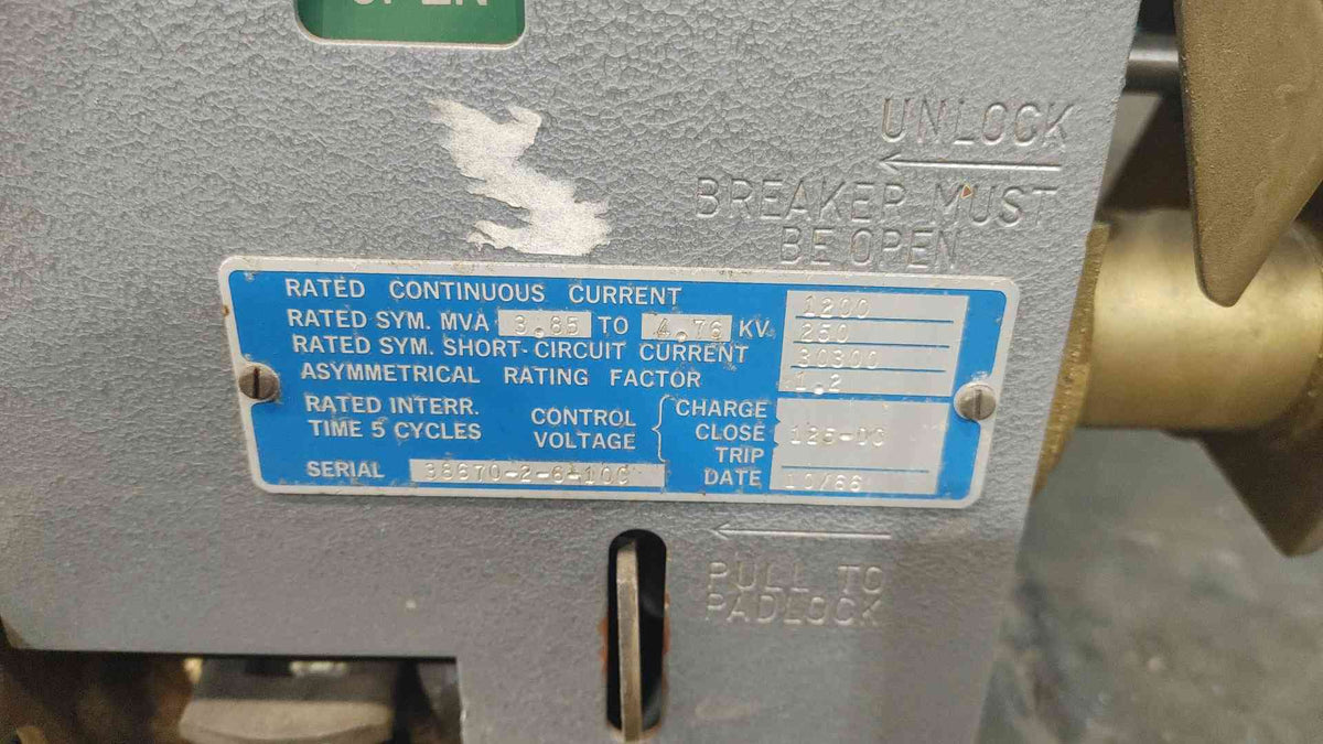 ITE 5HK250 1200Amp 5KV Power Circuit Breaker 5HK 250 MVA 125VDC Draw Out