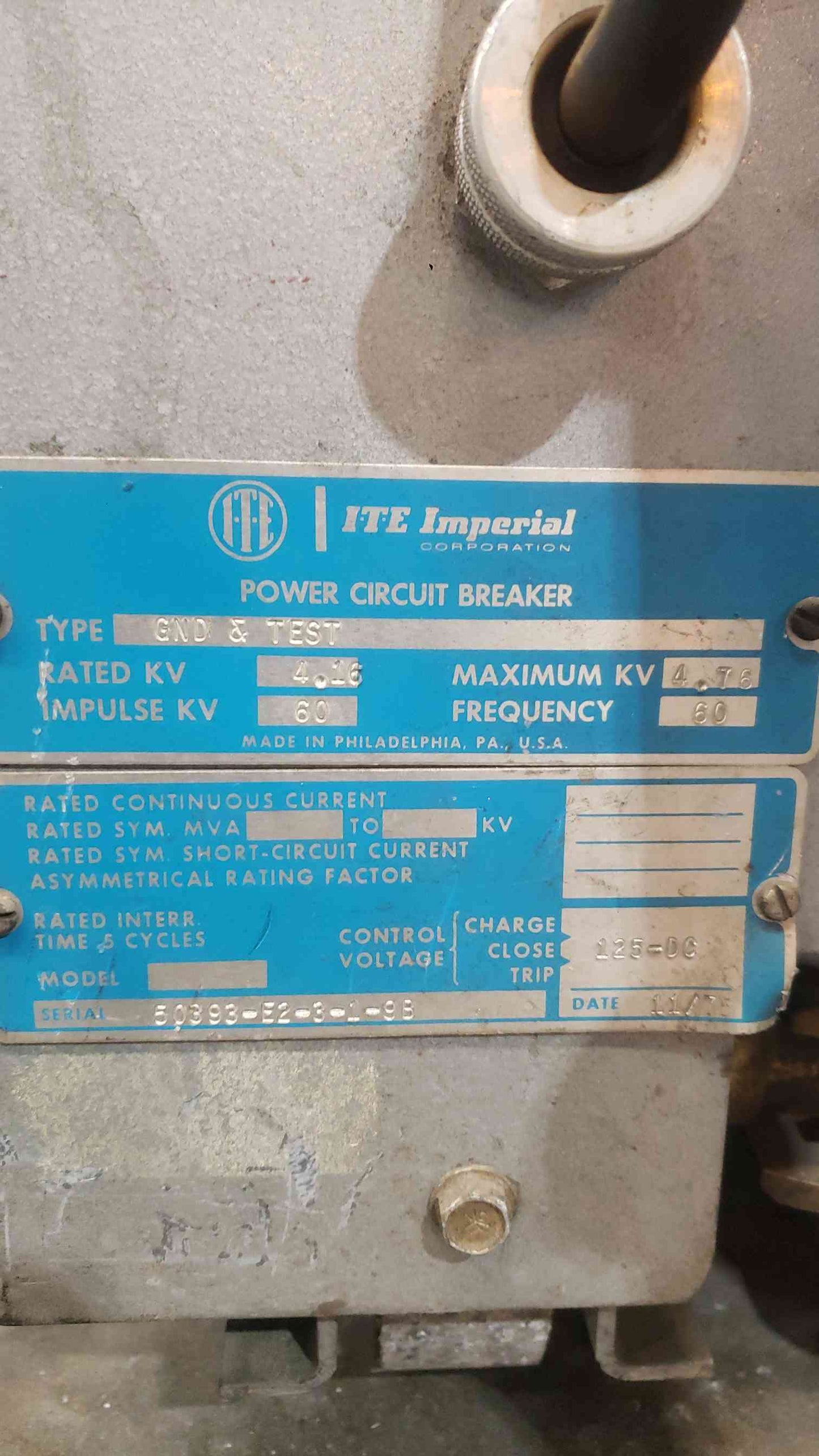 ITE Imperial 5HK Ground and Test Device 4.16KV 5HK250 G&T 125VDC Switchgear Unit