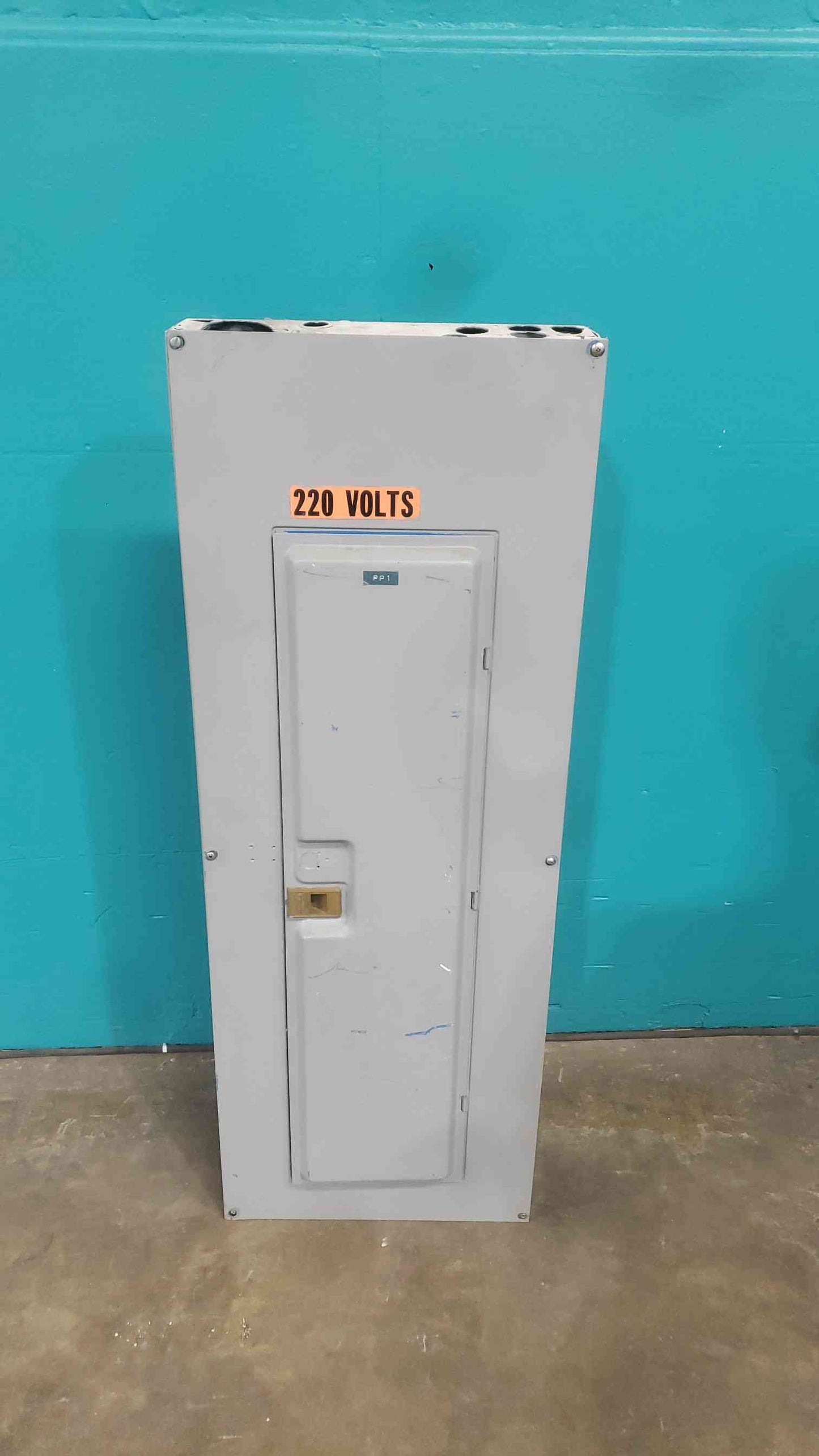 Square D QO 42 Space Panelboard 200A 3 Phase 240V W/ PowerPact KDL32200 Main