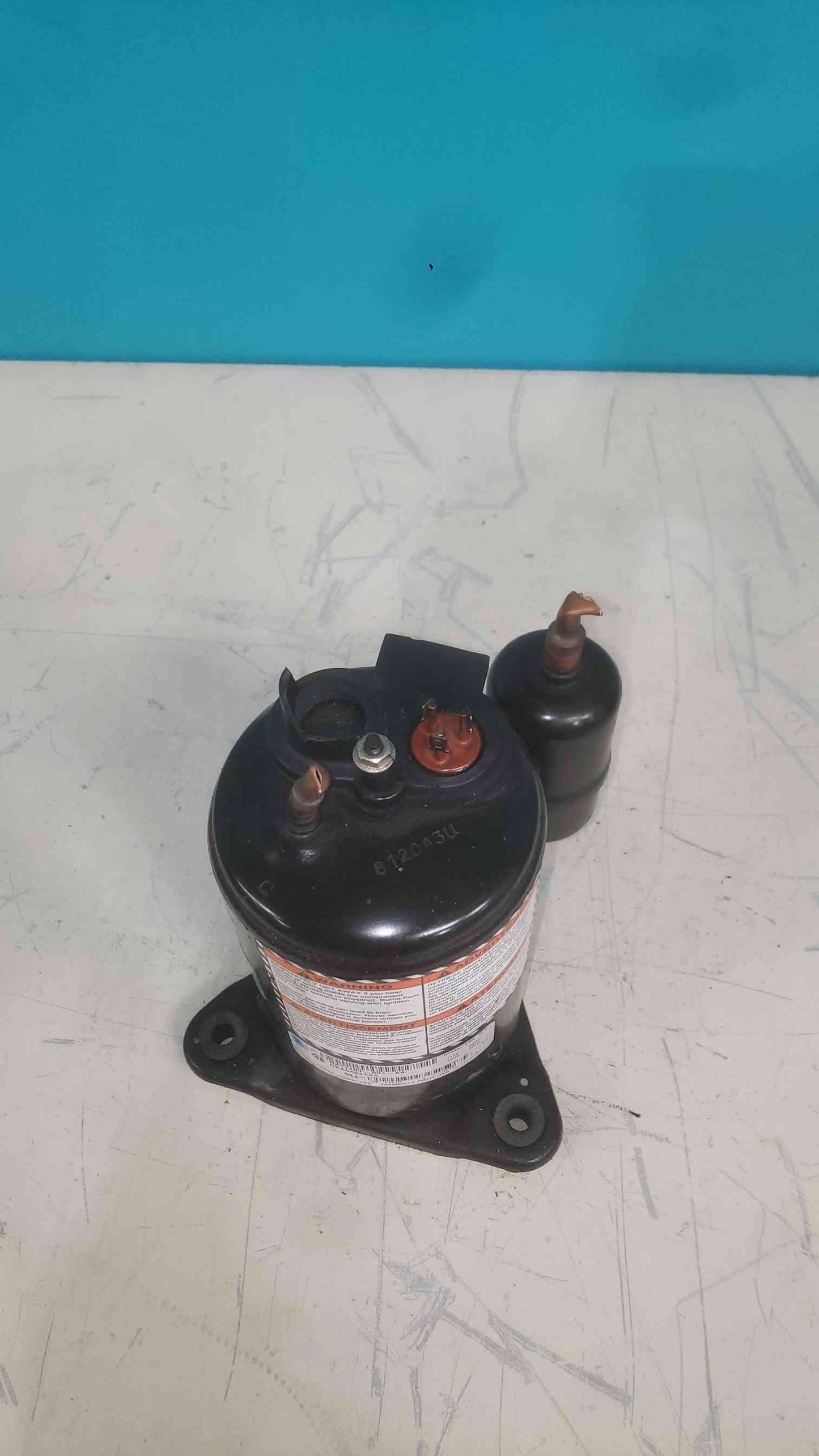 Tecumseh 1/2 HP Rotary Compressor RKA5454YXA RK114BT-001 R134a 115V AC Cooler HVAC