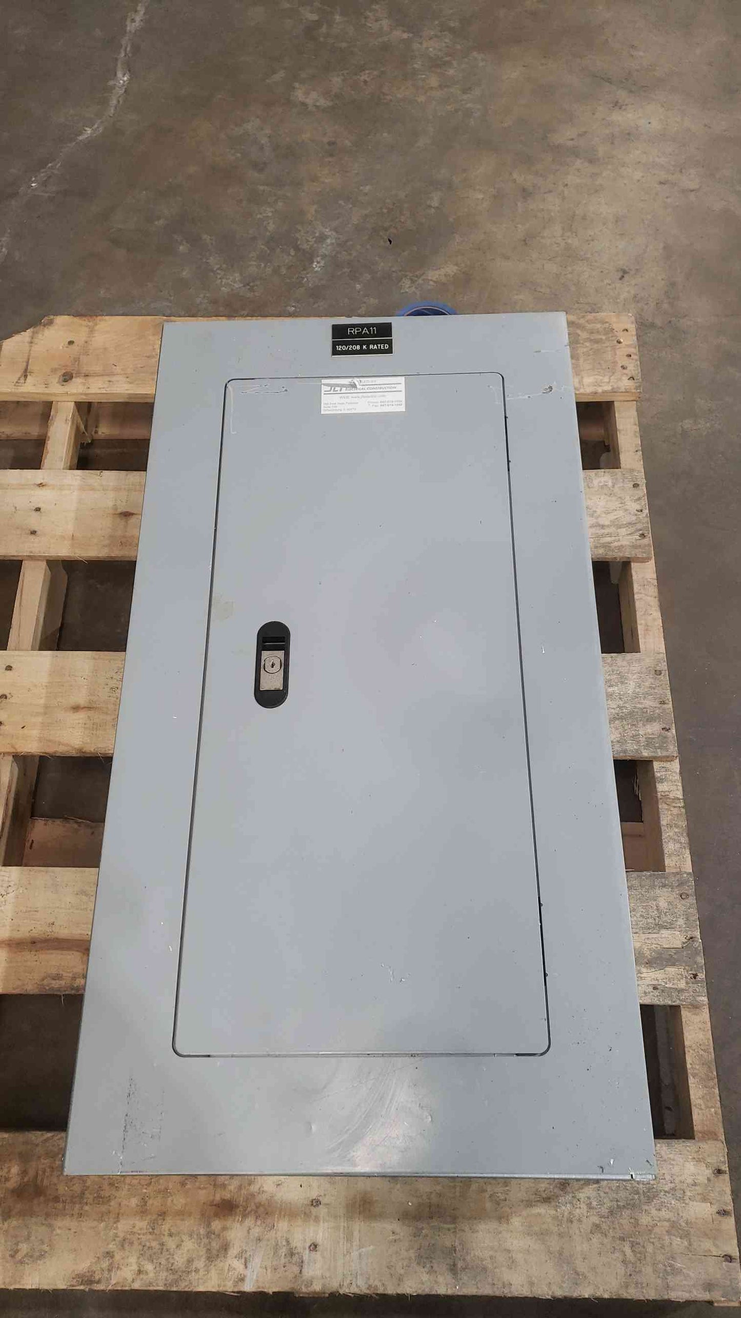 Siemens 100A 3 Phase Panelboard 120/208V K-Rated 100 Amp Main P1 Circuit Breakers