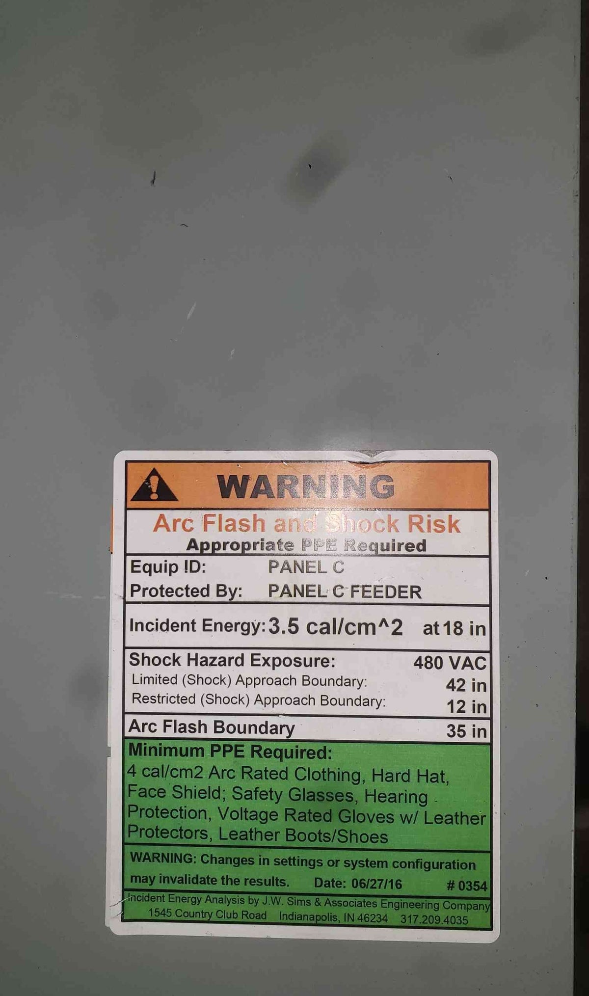 GE Spectra Series Power Panelboard 480V 3-Phase Populated 16x 3-Pole Breakers AsIs