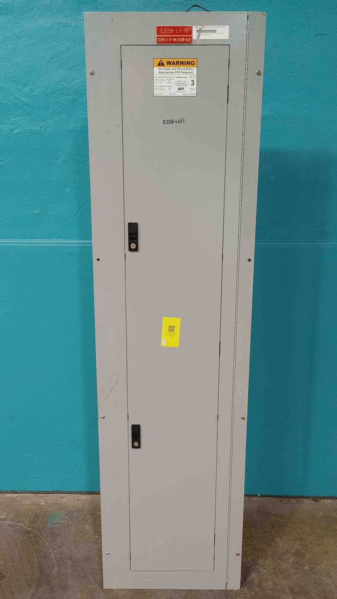 GE A-Series II 400A Panelboard 208Y/120V 3PH 42 Circuit 400 Amp Main 40x 20A Breaker