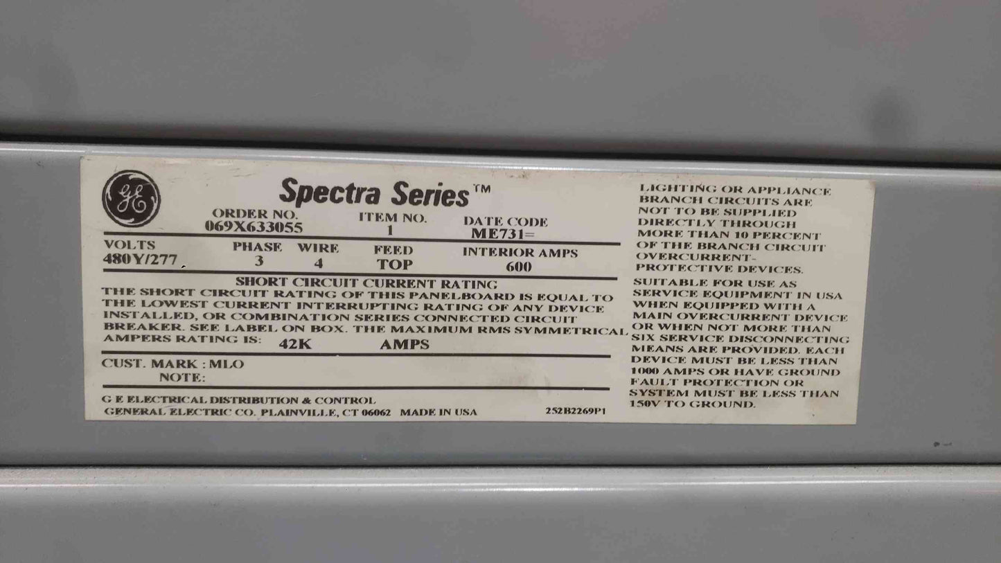 GE Spectra Series Panelboard 600A 480V 6 Breakers UPS AC Condenser Feed