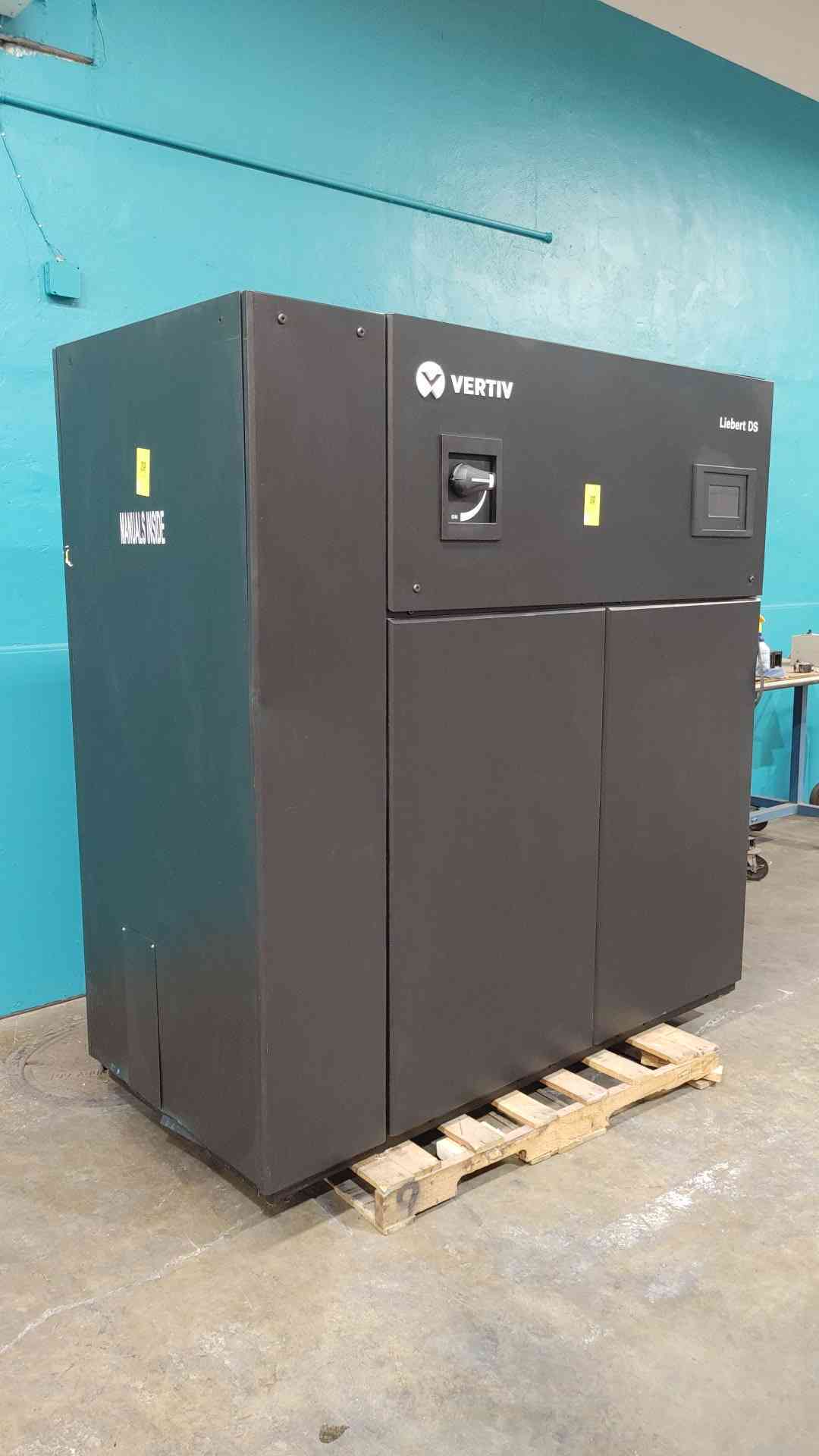 Vertiv Liebert DS Data Center CRAC Precision Cooling AC Unit 460V DS042ADA1E1895E