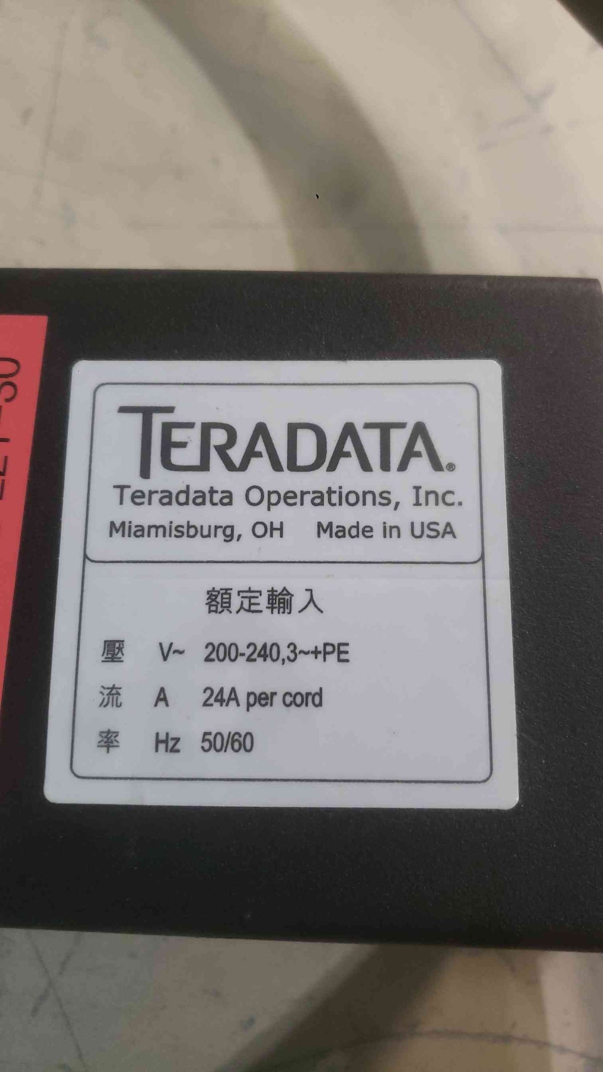 Teradata 30A30DLPRU0021572 200-240V 3 Phase 0U Vertical Rack PDU 315-0611289