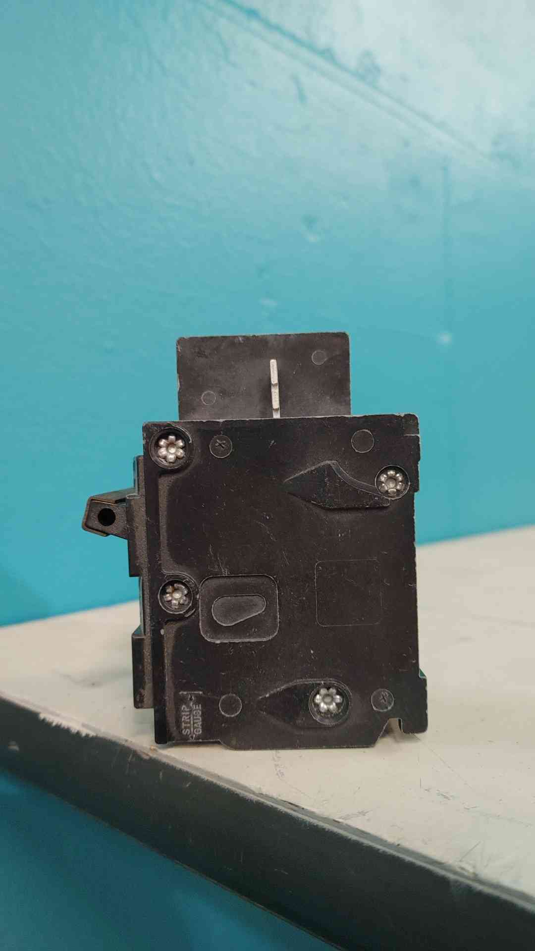 Siemens ITE BQ3B030 30A 3 Pole 240V Bolt-On Circuit Breaker Type BQ 30