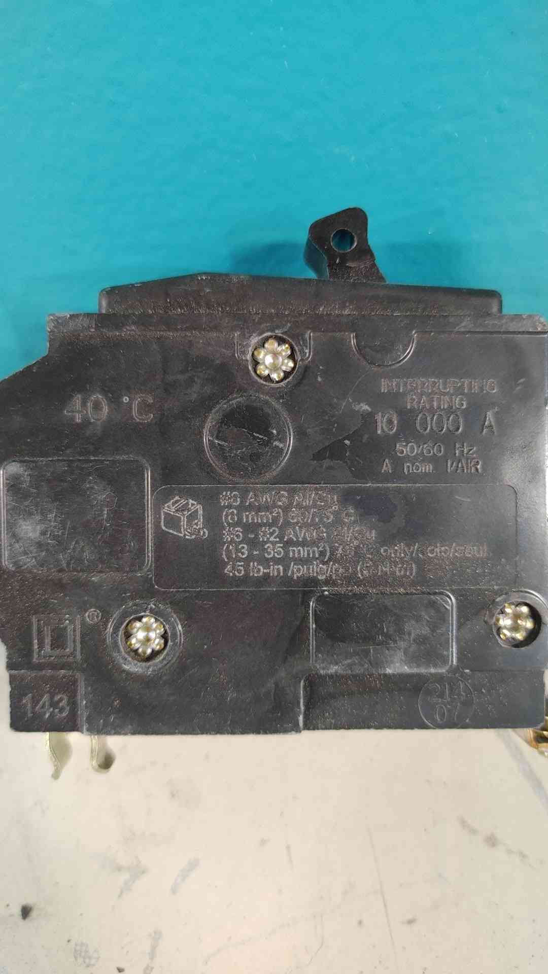 Square D QO240 2 Pole 40 Amp 120/240V Plug-On Circuit Breaker QO