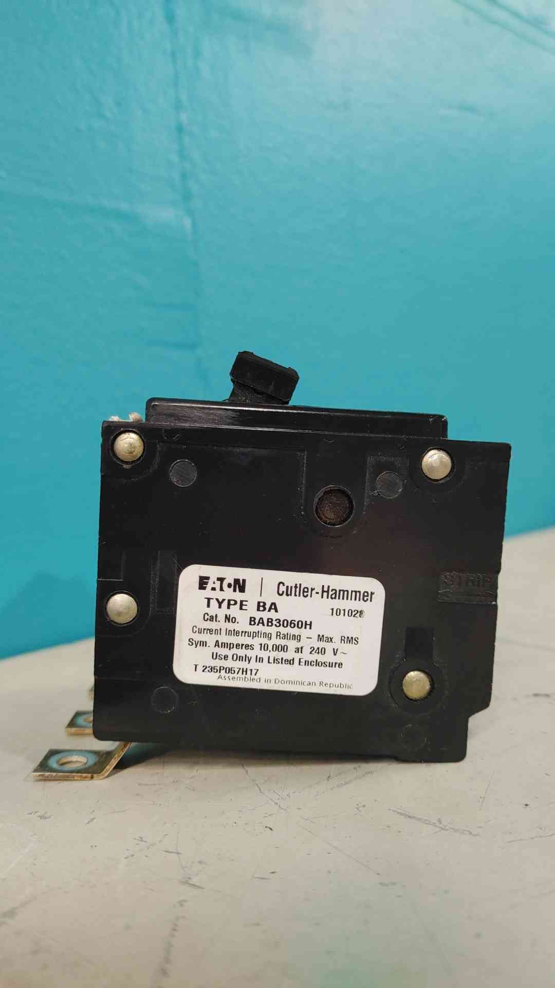 Eaton BAB3060H 60 Amp 3 Pole Bolt On Circuit Breaker Type BA Quicklag 60A 240V