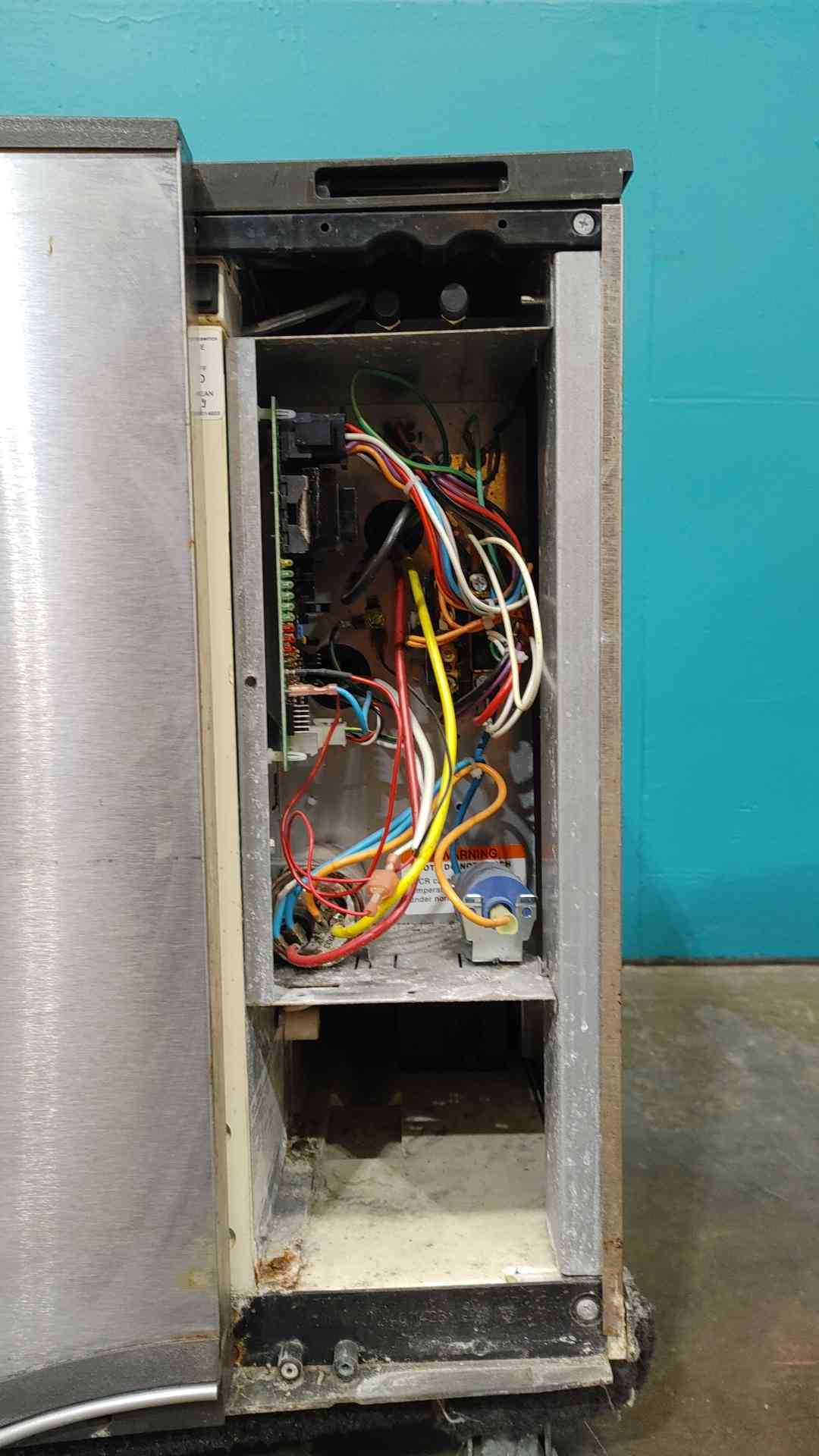 Manitowoc SD0602A 30" Commercial Ice Machine Head 600 lb 208-230V S Series AS-IS