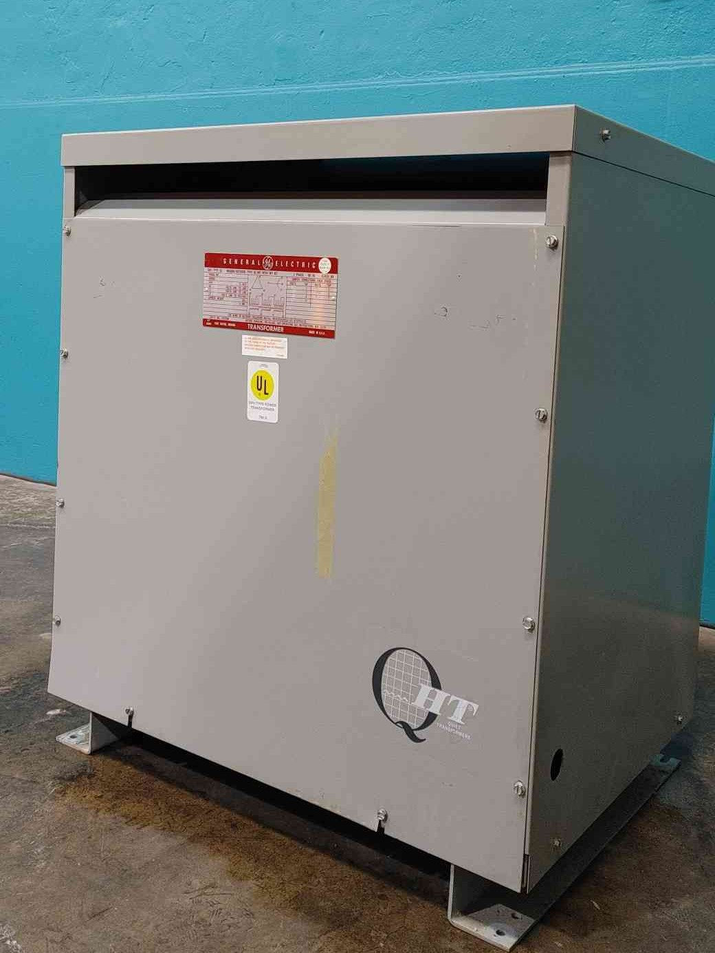 GE 45 KVA Transformer 9T23B3873 3 Phase 480V to 208Y/120V Dry Type QL-WP