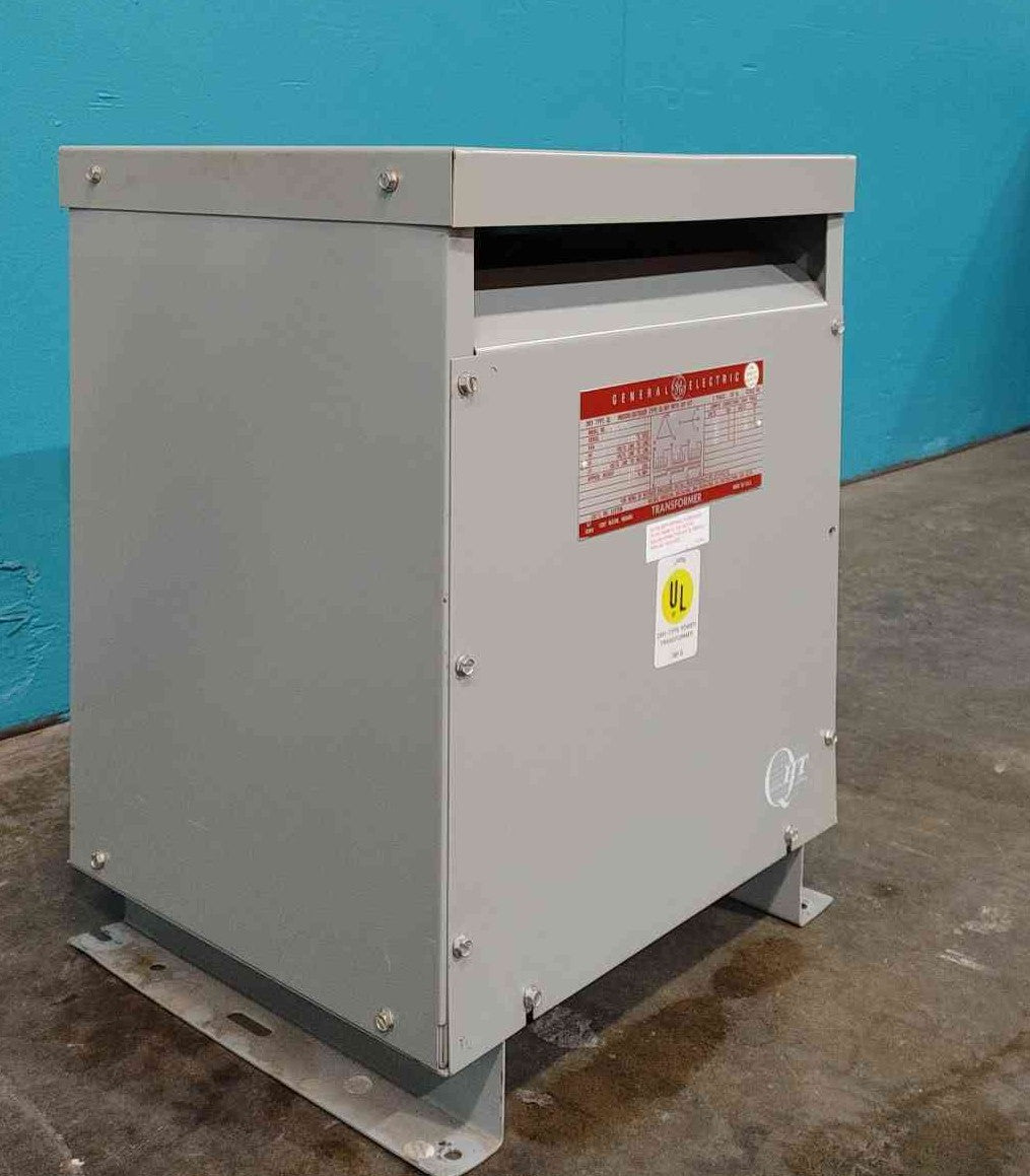 GE 15 KVA Transformer 9T23B3871 3 Phase 480V to 208Y/120V Dry Type QL-WP