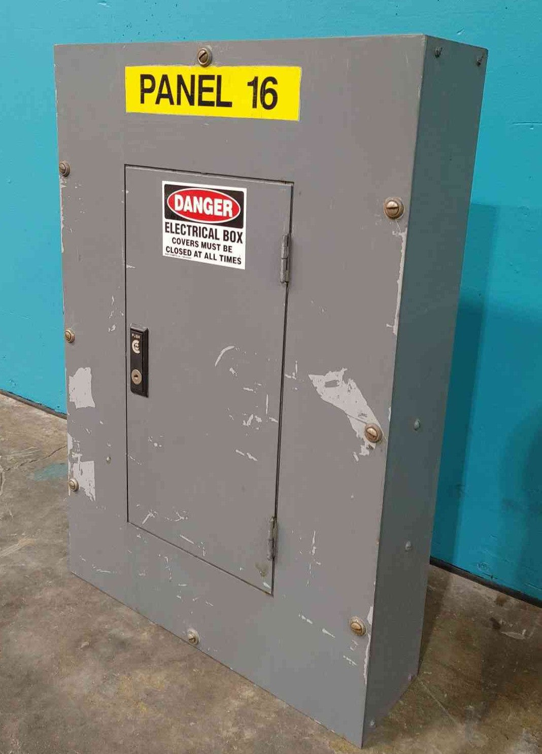 Challenger PowerMaster PRL1 225A 240V Panelboard Load Center w/ 3P Breakers